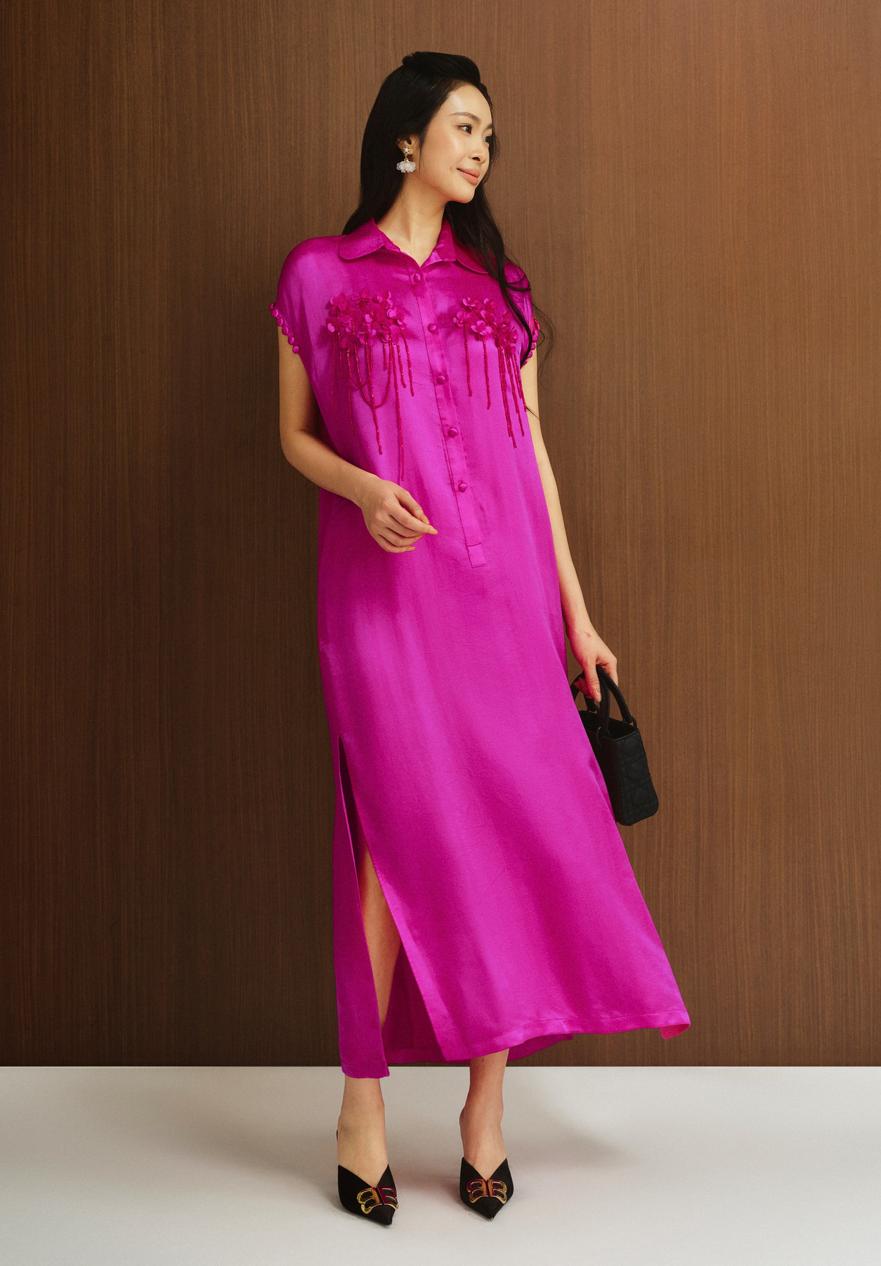 Förutom Ao Dai, här är några förslag på vackra kläder för nyårsdagen - Foto 12. Ngoài áo dài, đây là những gợi ý mặc đẹp ngày đầu năm- Ảnh 12.