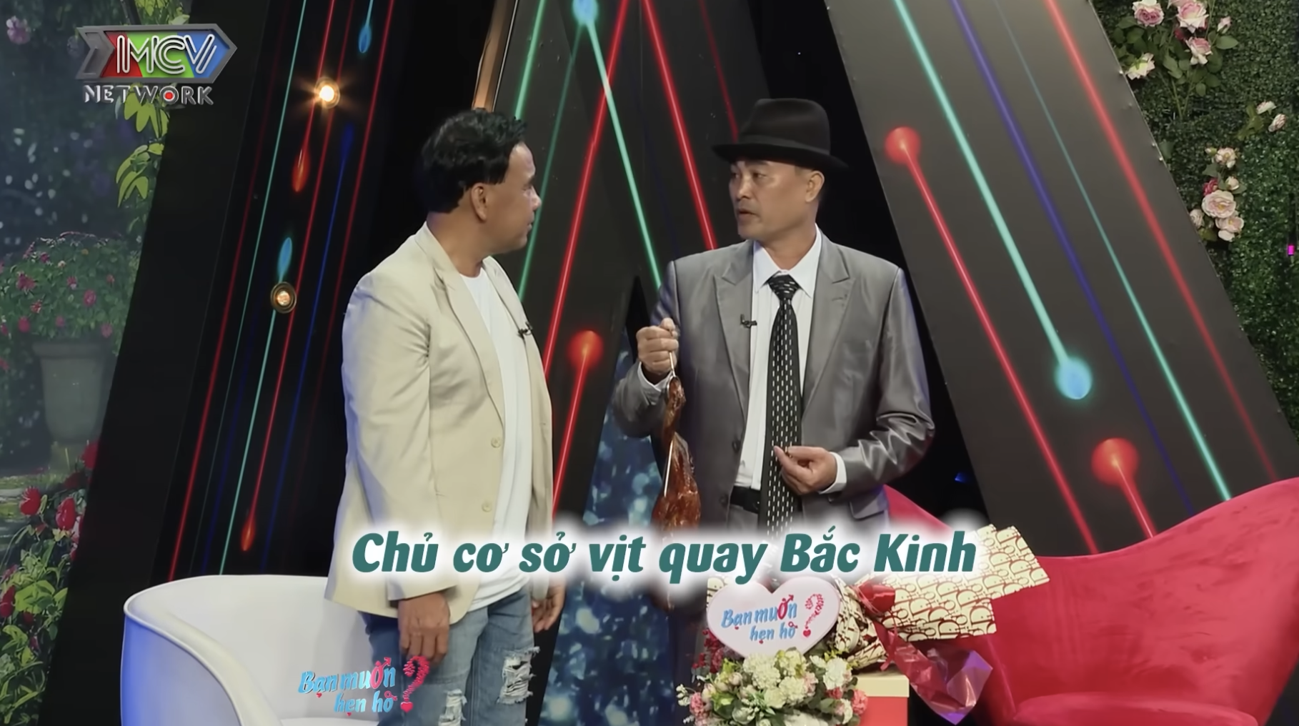 Quyền Linh tiếc cho ông chủ tiệm vịt quay khi mẹ đơn thân từ chối hẹn hò- Ảnh 2.