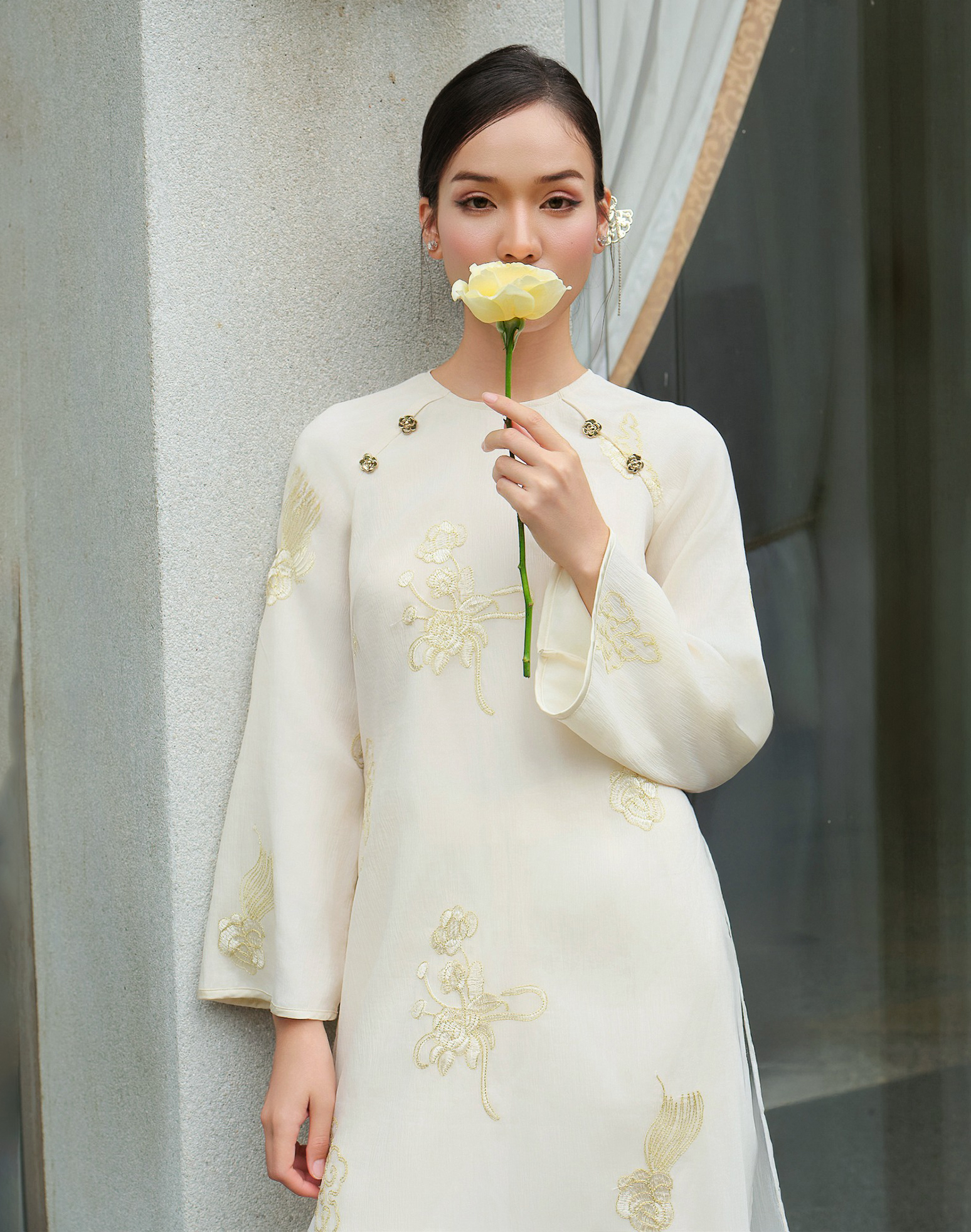 جوانترین، مدرنترین و لیبرالترین نوع، آئو دایِ مدرنشده است - عکس ۱. Trẻ trung, hiện đại và phóng khoáng bậc nhất là chiếc áo dài cách tân- Ảnh 1.