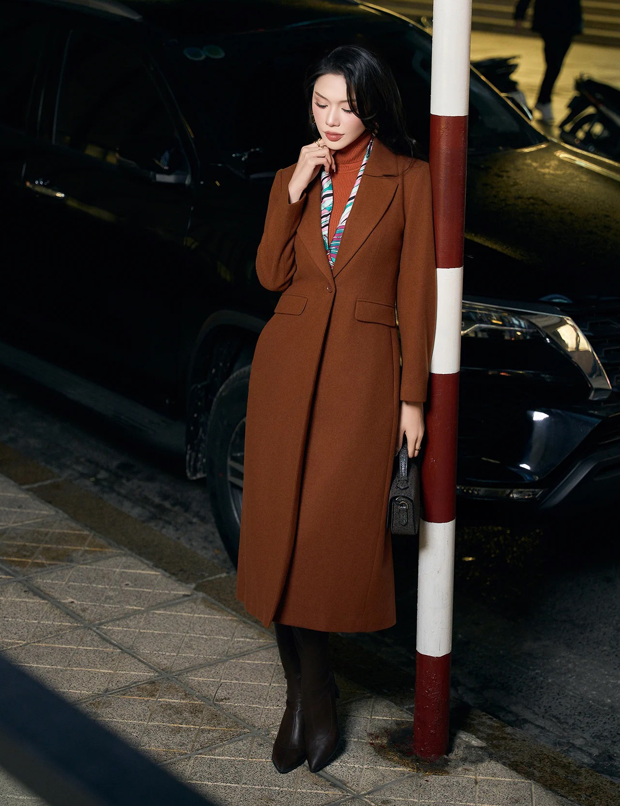 Îmbracă-te de primăvară cu cele mai populare materiale ale acestui sezon - Fotografia 3. Lên đồ ngày xuân cùng những chất liệu được ưa chuộng nhất mùa này- Ảnh 3.