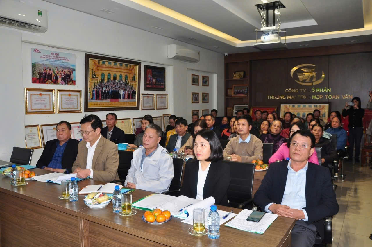 Công ty Toan Vân đưa khoa học công nghệ vào sản xuất hoa quả chất lượng cao- Ảnh 4. Công ty Toan Vân đưa khoa học công nghệ vào sản xuất hoa quả chất lượng cao- Ảnh 4.