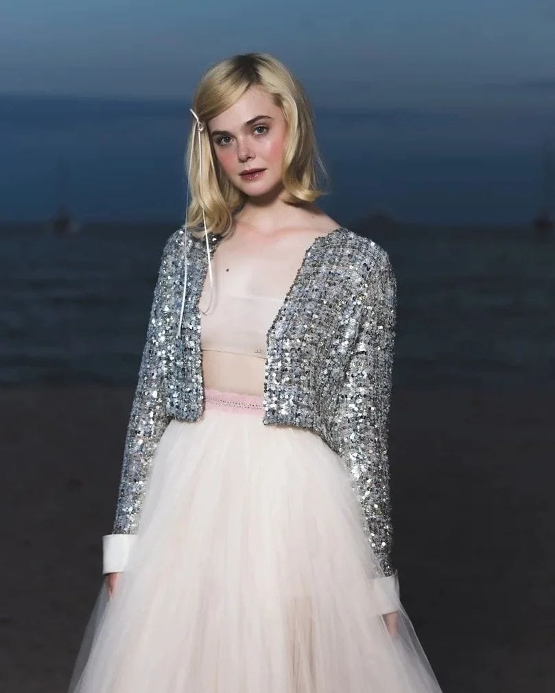 ម៉ូដម៉ូដដែលល្បីបំផុតឆ្នាំ 2024 តើអ្នកចូលចិត្តមួយណា? - រូបថត ៤. Những phong cách thời trang lan truyền nhất năm 2024, bạn yêu thích cái nào?- Ảnh 4.