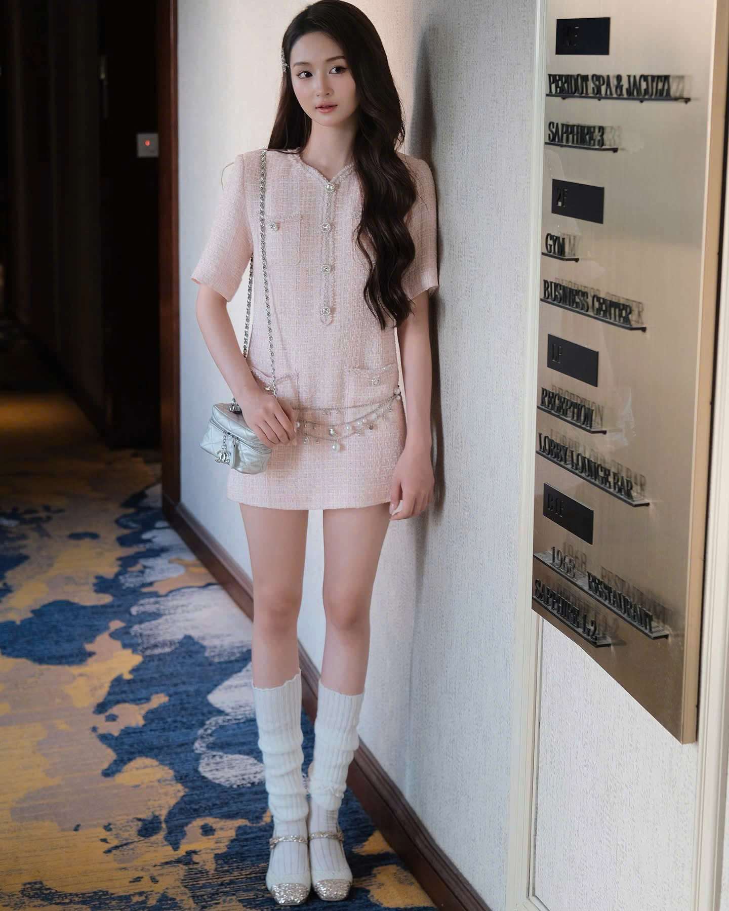 Vista-se lindamente todos os dias com um vestido charmoso - Foto 5. Mặc đẹp mỗi ngày cùng chiếc váy liền duyên dáng- Ảnh 5.