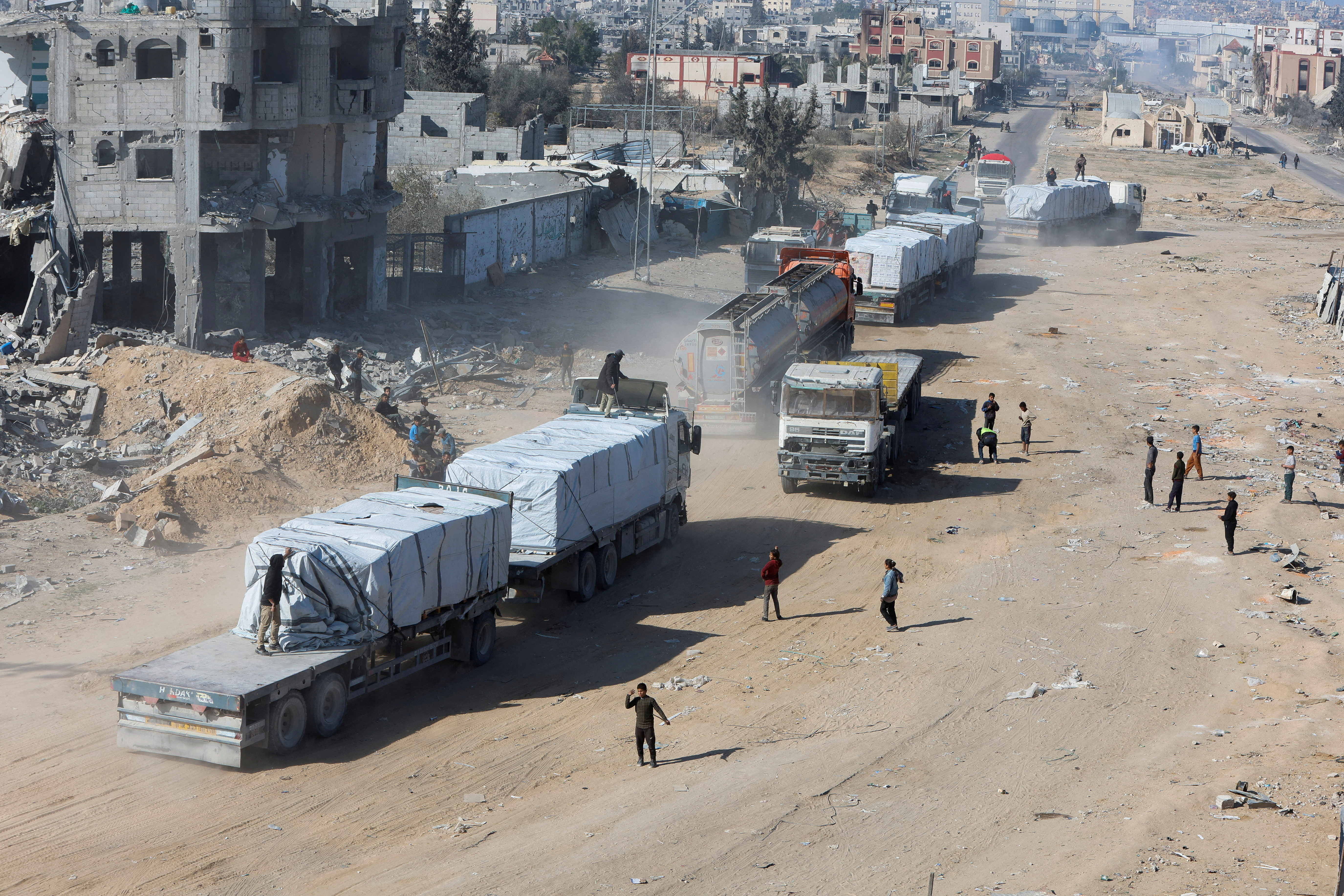 Đoàn xe cứu trợ đi vào Gaza