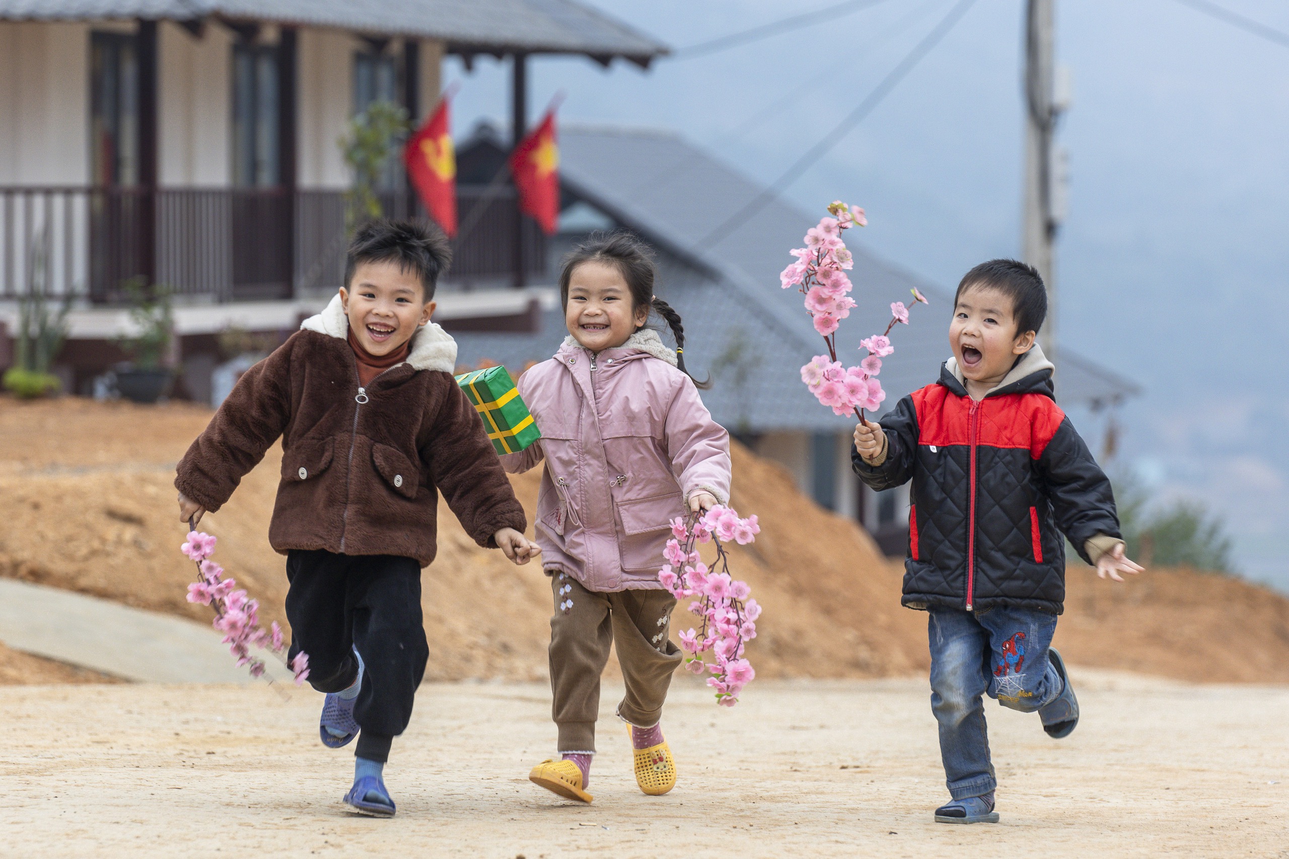 Tết đầu tiên trên đất mới của người dân Làng Nủ- Ảnh 12.