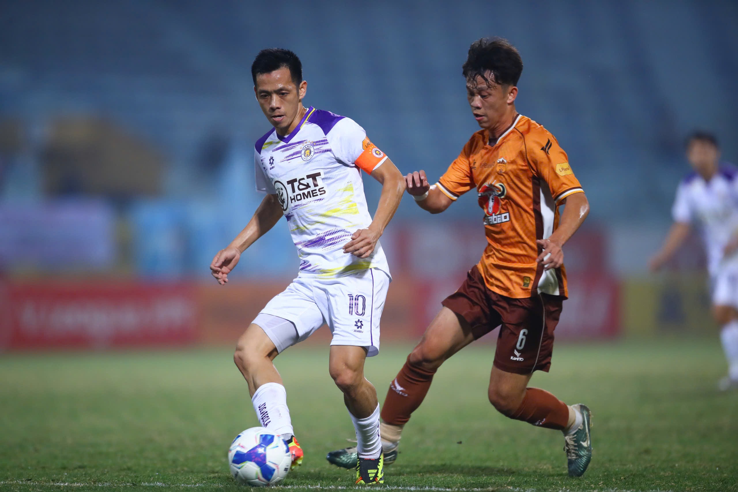 Tuan Hai kicked the penalty of 90+11 minutes, Hanoi Club lost HAGL-4.