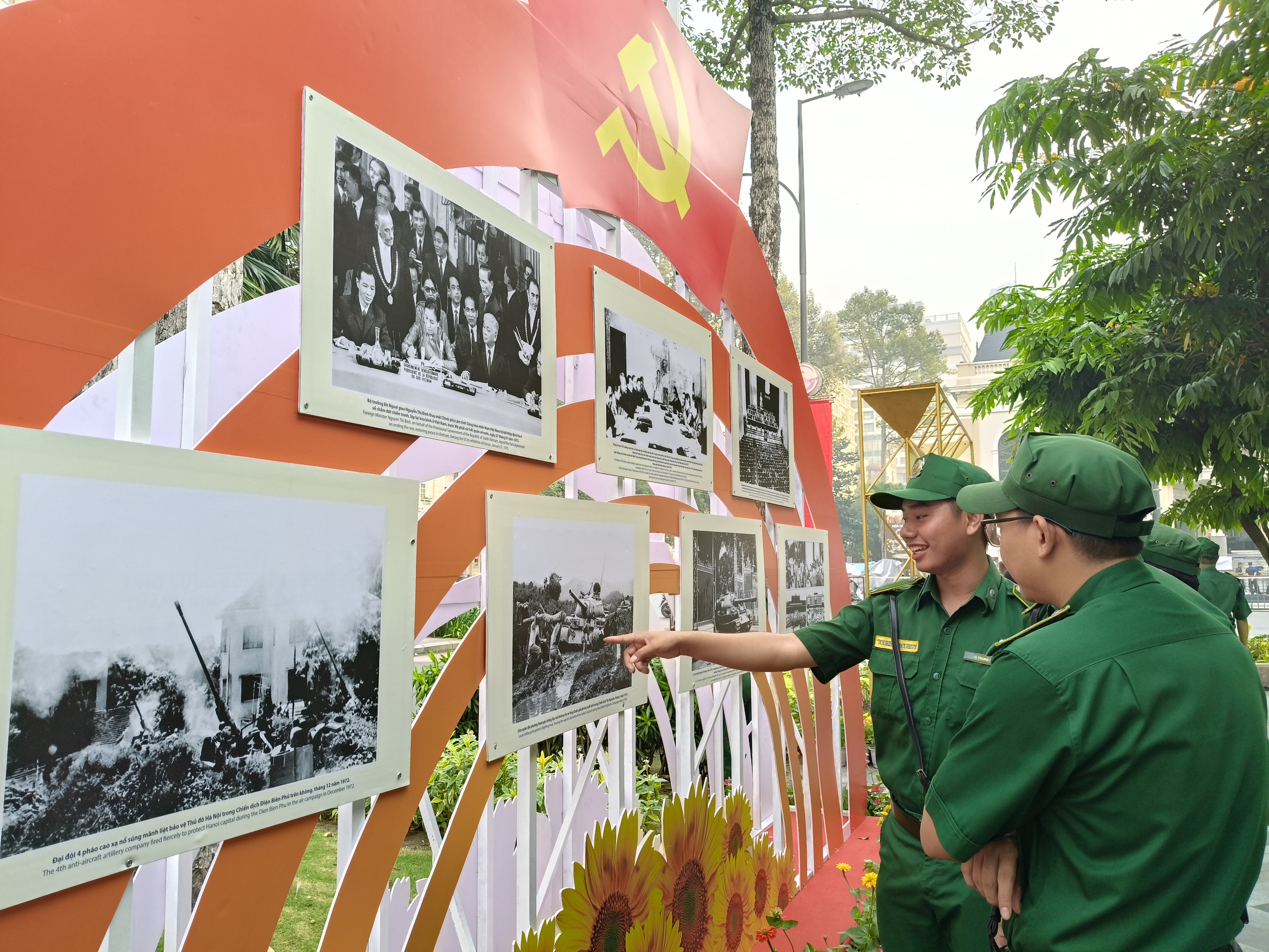 TP.HCM trưng bày tư liệu quý về những ngày đầu thành lập Đảng Cộng sản Việt Nam- Ảnh 1.