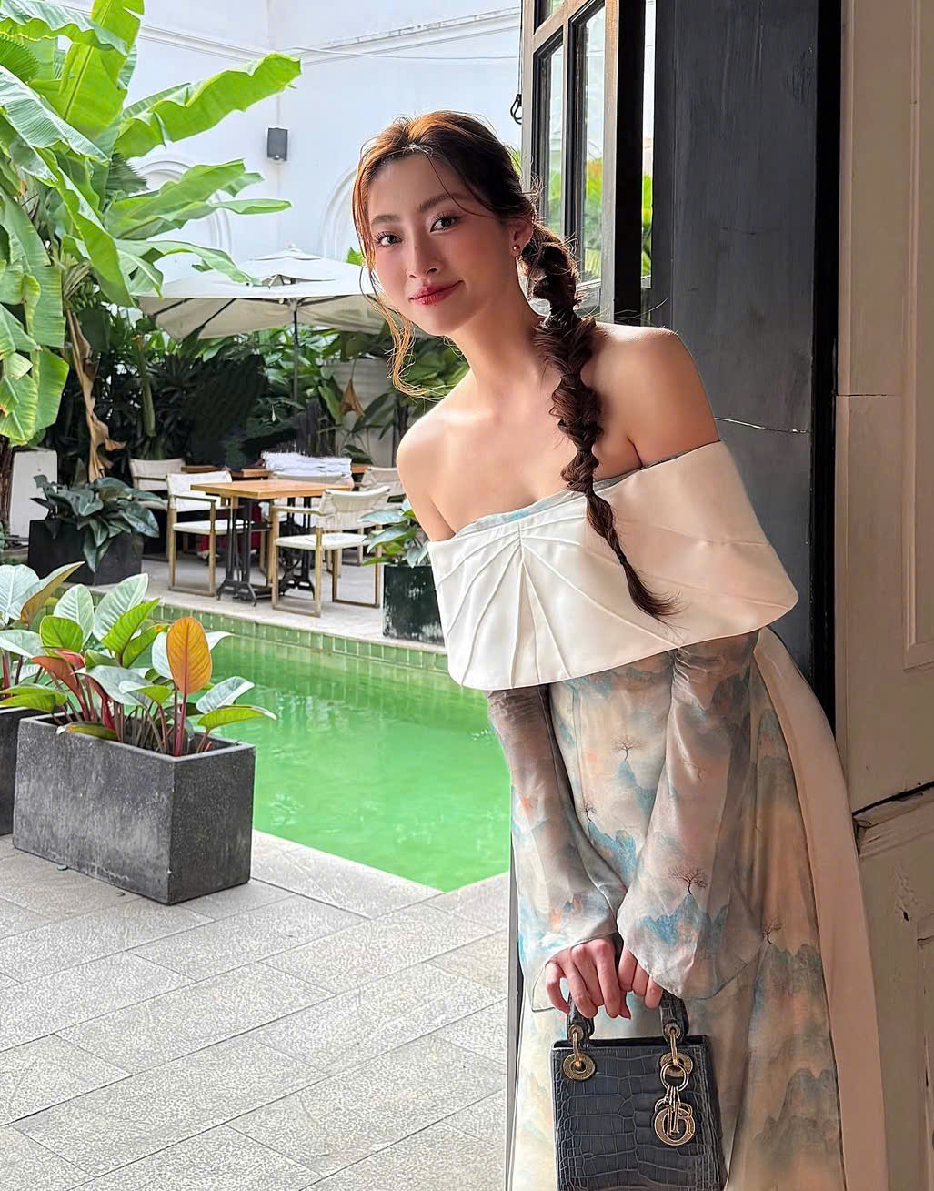 Áo dài phá cách khiến bao nàng mê mẩn vì quá xinh- Ảnh 3. Áo dài phá cách khiến bao nàng mê mẩn vì quá xinh- Ảnh 3.