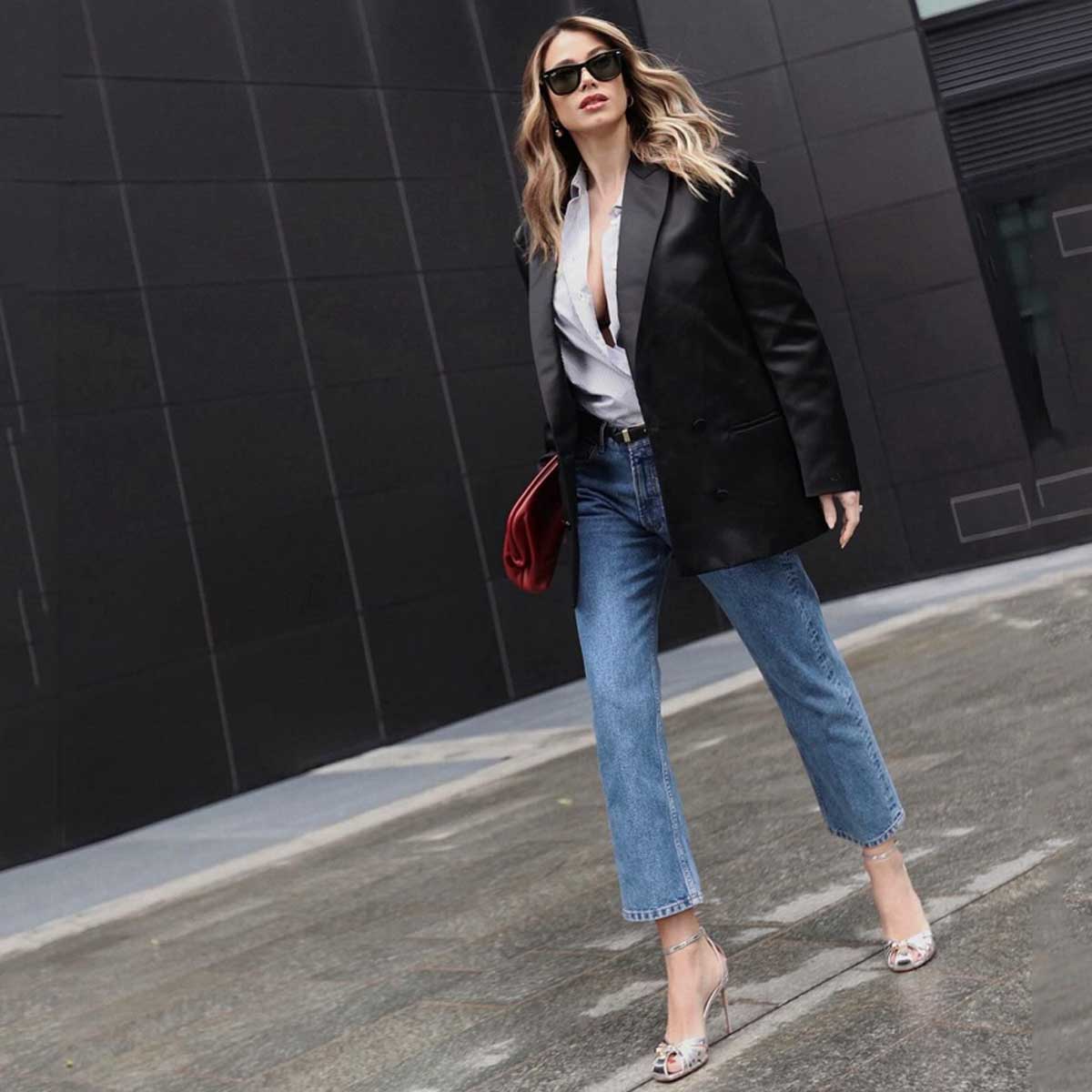 Dự báo chiếc quần jeans sẽ 'cháy hàng' trong năm 2025- Ảnh 8. Dự báo chiếc quần jeans sẽ 'cháy hàng' trong năm 2025- Ảnh 8.