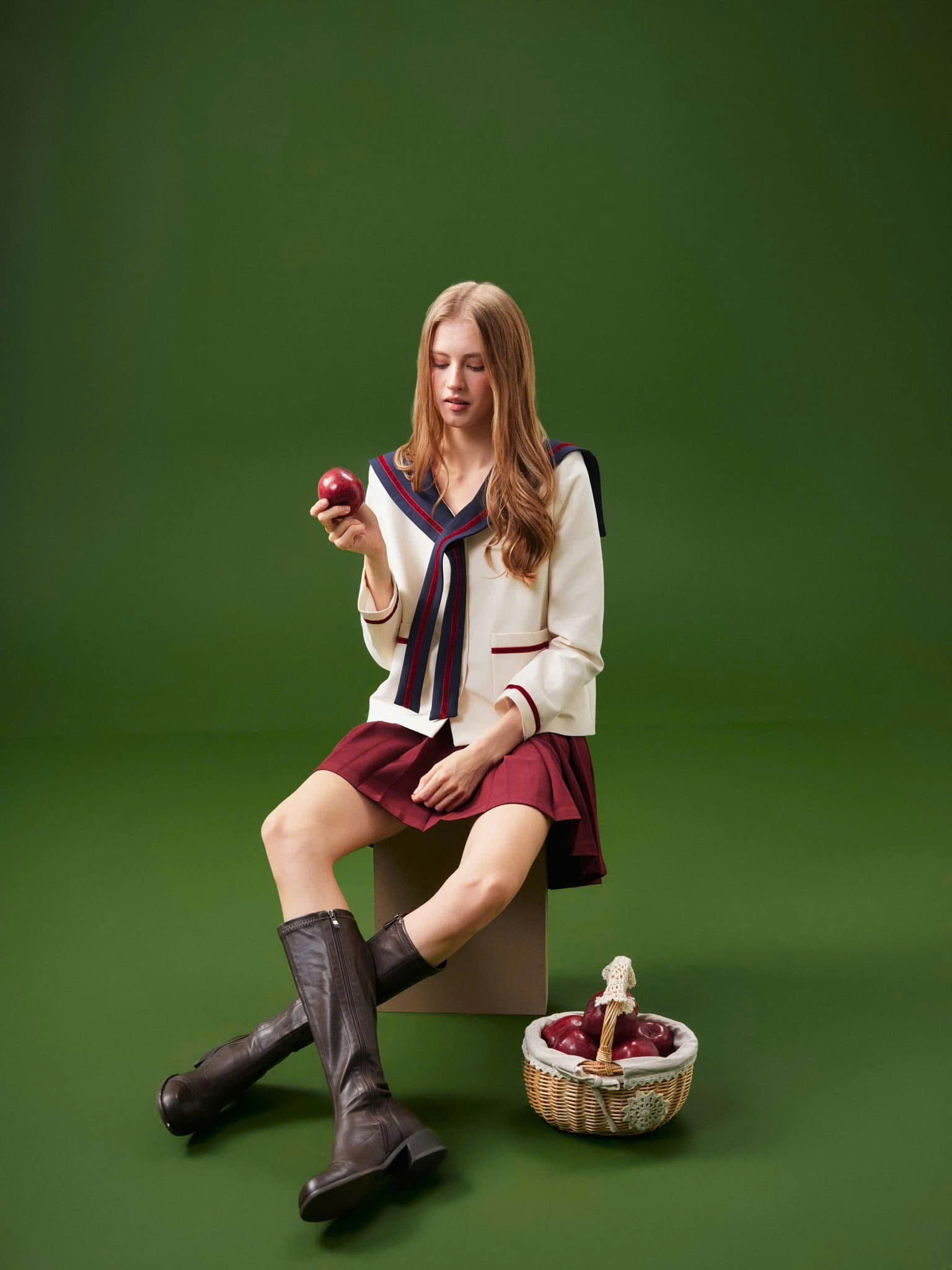 Preppy styl, klíč k intelektuální a luxusní kráse - Foto 1. Phong cách preppy, chìa khóa cho vẻ đẹp trí thức và sang trọng- Ảnh 1.