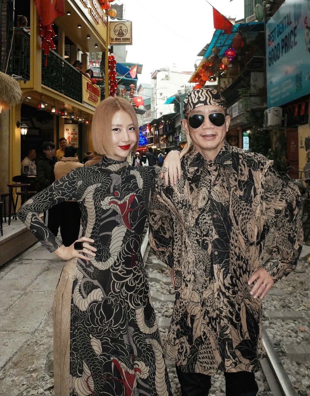 Áo dài phá cách khiến bao nàng mê mẩn vì quá xinh- Ảnh 8. Áo dài phá cách khiến bao nàng mê mẩn vì quá xinh- Ảnh 8.