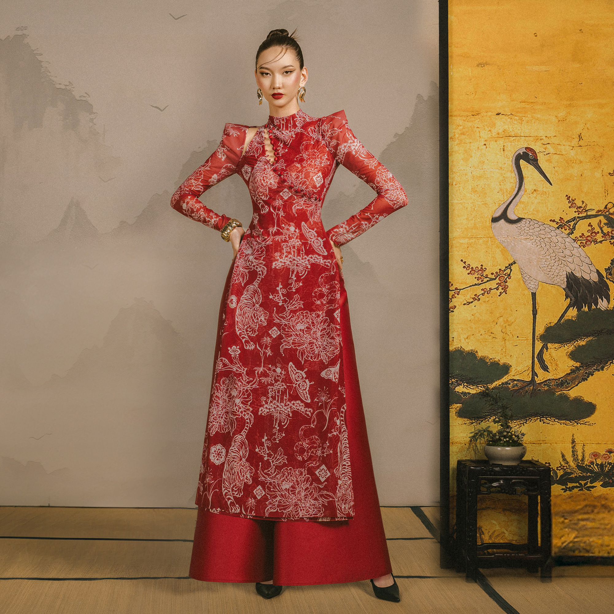 Escolha o vermelho com sabedoria, as mulheres ficarão radiantes a semana toda - Foto 1. Khéo lựa chọn màu đỏ, chị em rực rỡ cả tuần- Ảnh 1.