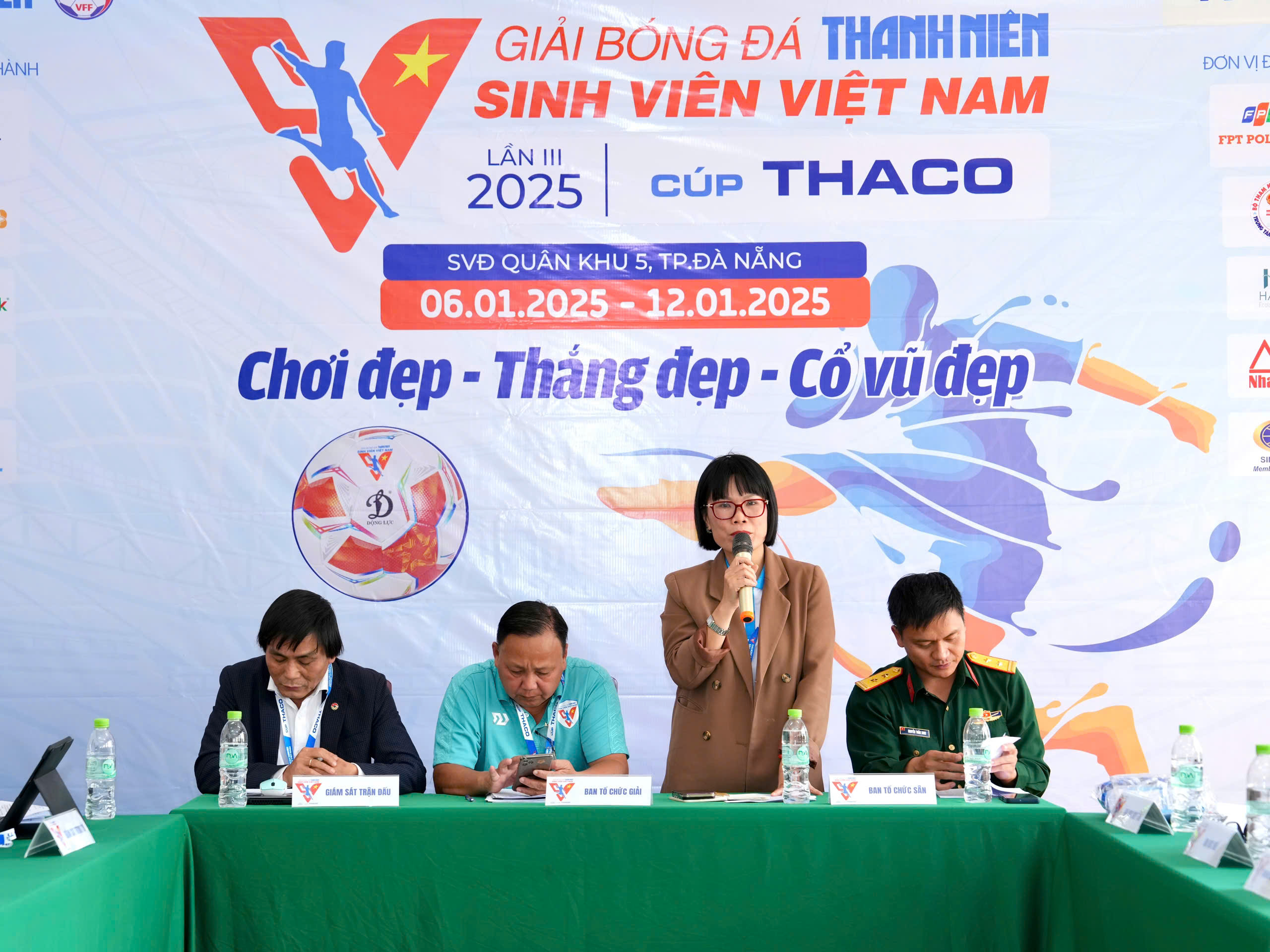 Vòng loại miền Trung: 'Có thể thắng hoặc thua, nhưng đầu tiên phải chơi đẹp'- Ảnh 2.