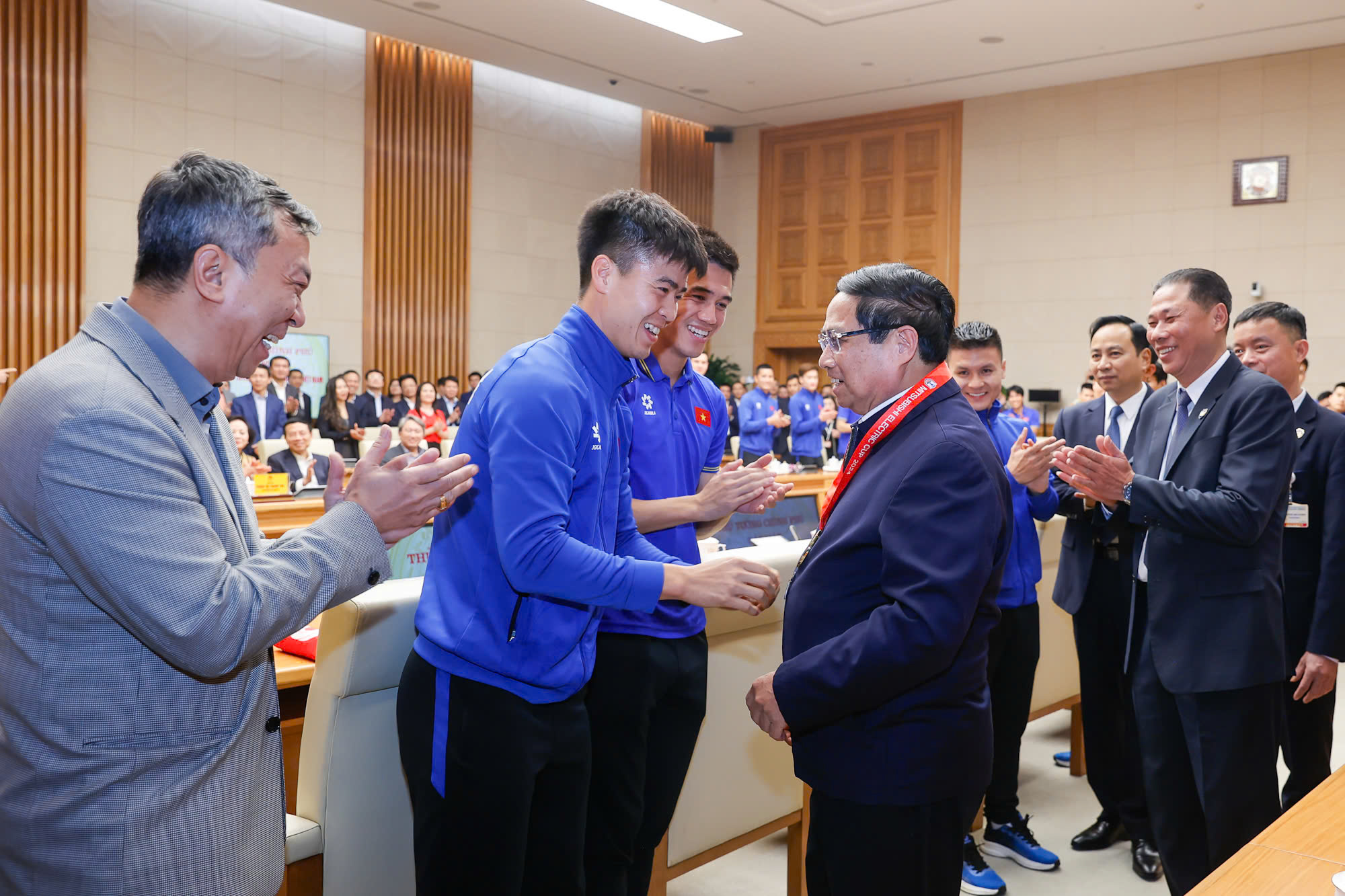 Thủ tướng Phạm Minh Chính chúc mừng đội tuyển