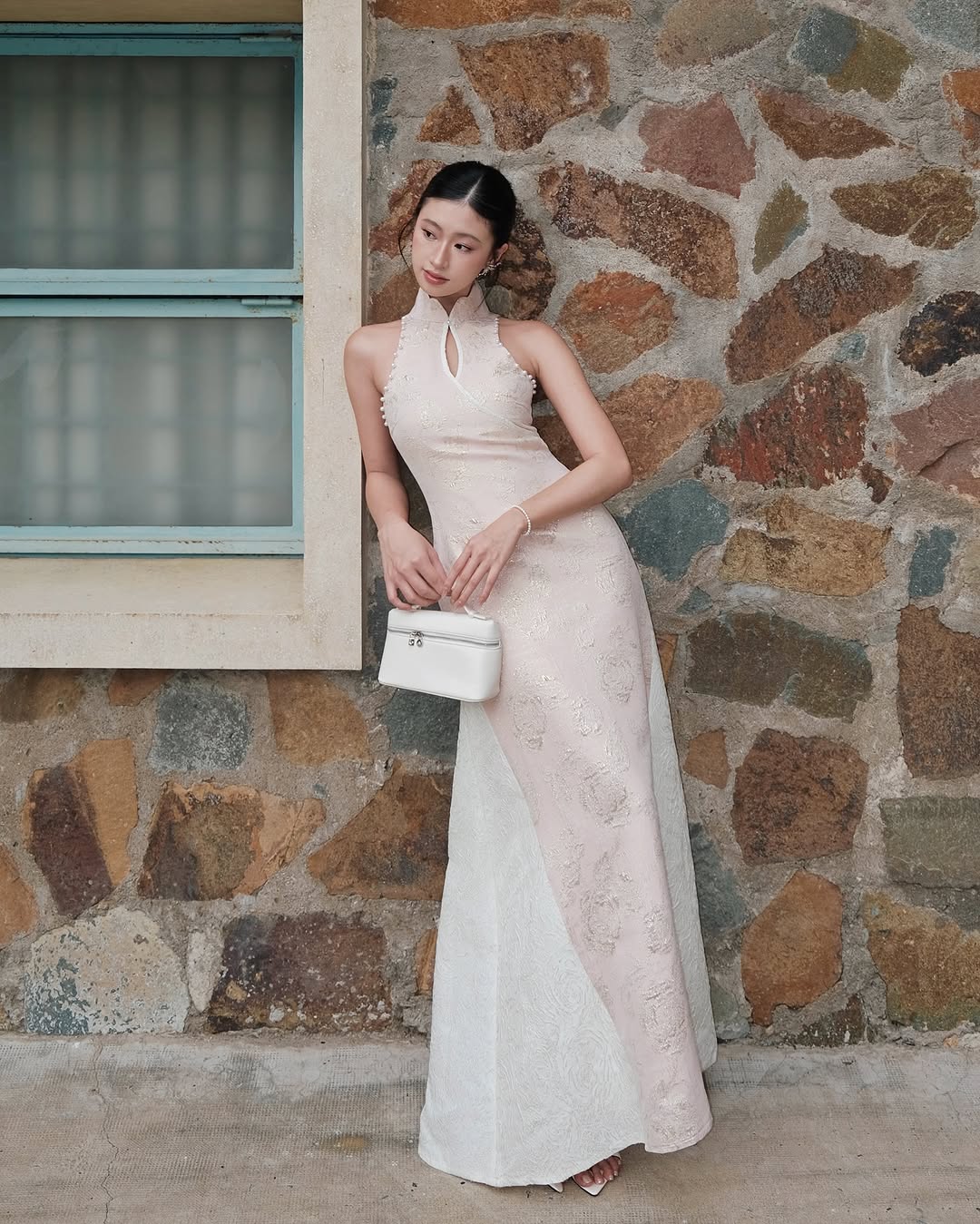 ទាក់ទាញ និងទាក់ទាញនៅនិទាឃរដូវជាមួយរ៉ូប bodycon - រូបថត 2 ។ Quyến rũ và thu hút trong ngày xuân với váy ôm body- Ảnh 2.