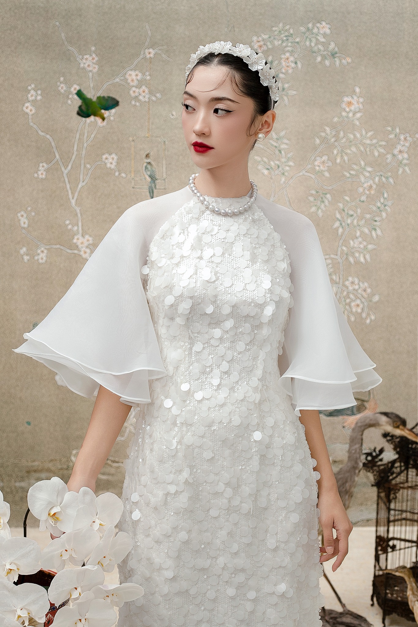 5 nejkrásnějších a nejoblíbenějších návrhů Ao Dai pro lunární Nový rok - Foto 10. 5 mẫu áo dài đẹp xuất sắc, được ưa thích nhất mùa Tết Ất Tỵ- Ảnh 10.