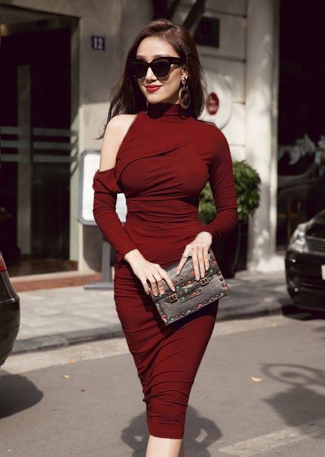 ទាក់ទាញ និងទាក់ទាញនៅនិទាឃរដូវជាមួយរ៉ូប bodycon - រូបថត 8 ។ Quyến rũ và thu hút trong ngày xuân với váy ôm body- Ảnh 8.