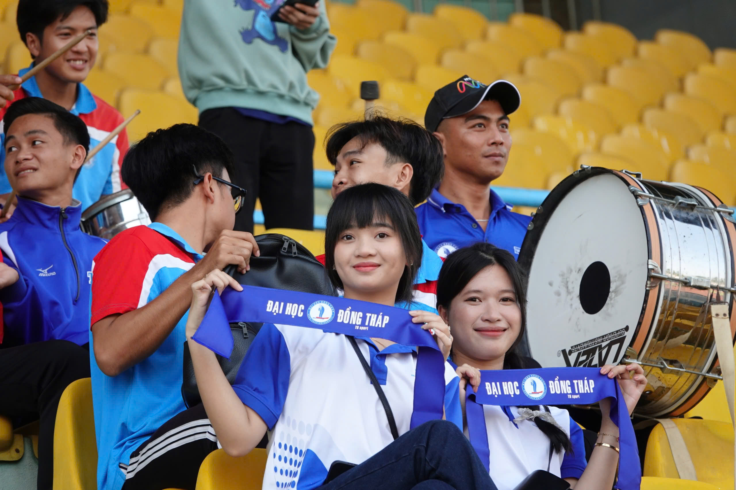 Opening of the Southwest qualifiers: The'double success' cheering of the two away teams - Photo 4.