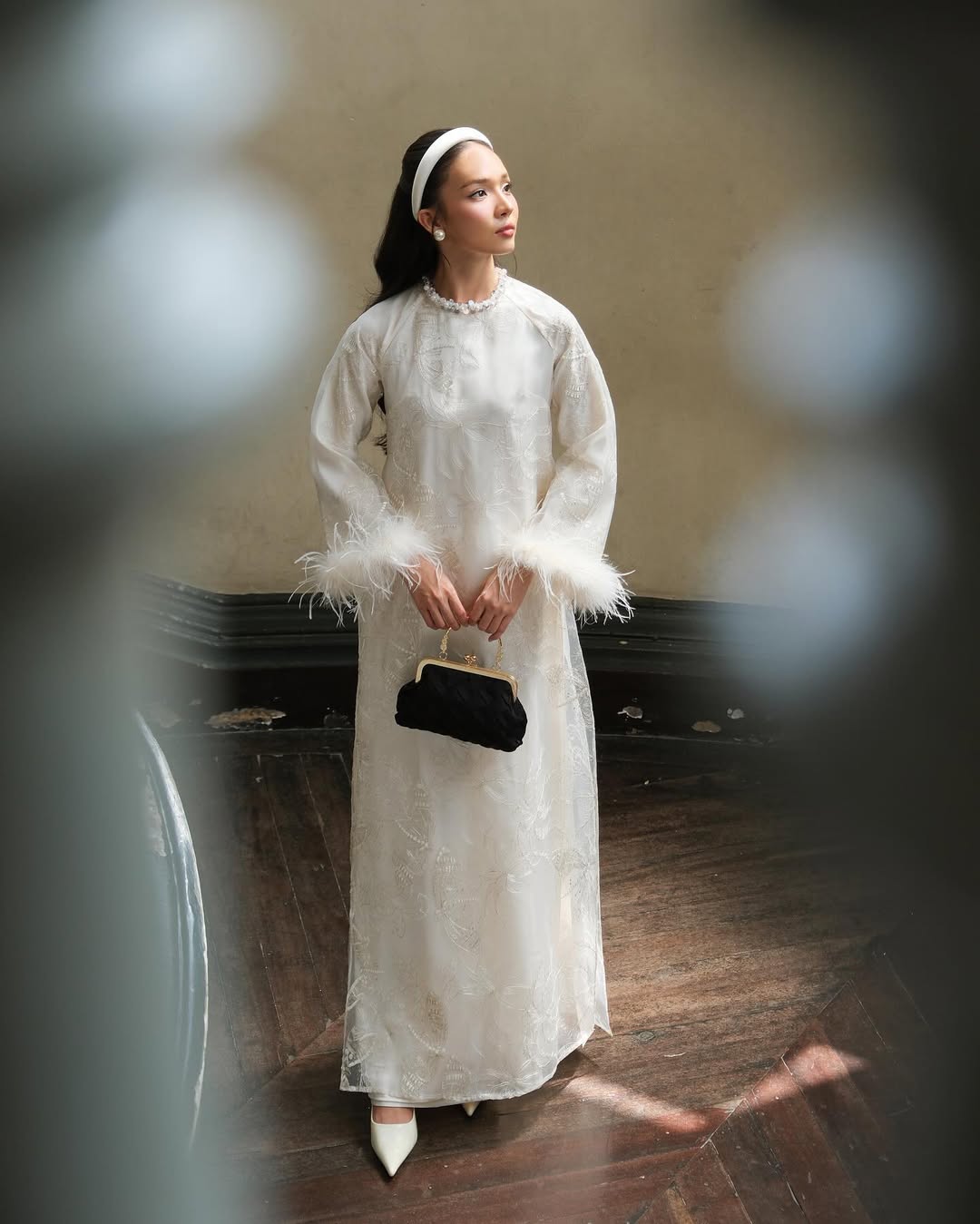 স্টাইলাইজড আও দাই টেট ছুটির সময় অনুপস্থিত থাকতে পারবেন না - ছবি ৭। Áo dài cách điệu không thể ‘vắng bóng’ trong những ngày tết- Ảnh 7.