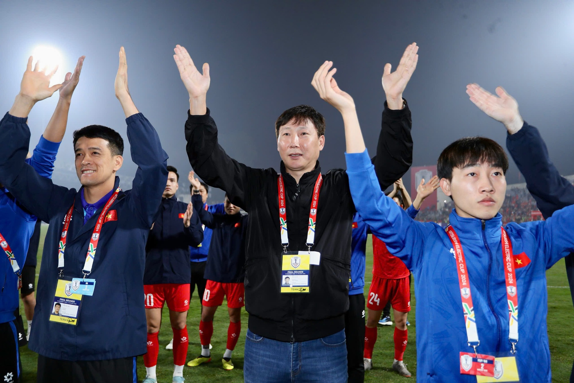 'Unique snake' Kim Sang-sik helps the Vietnamese team pick sweet fruits: The horizon is still wide open! - Photo 7.