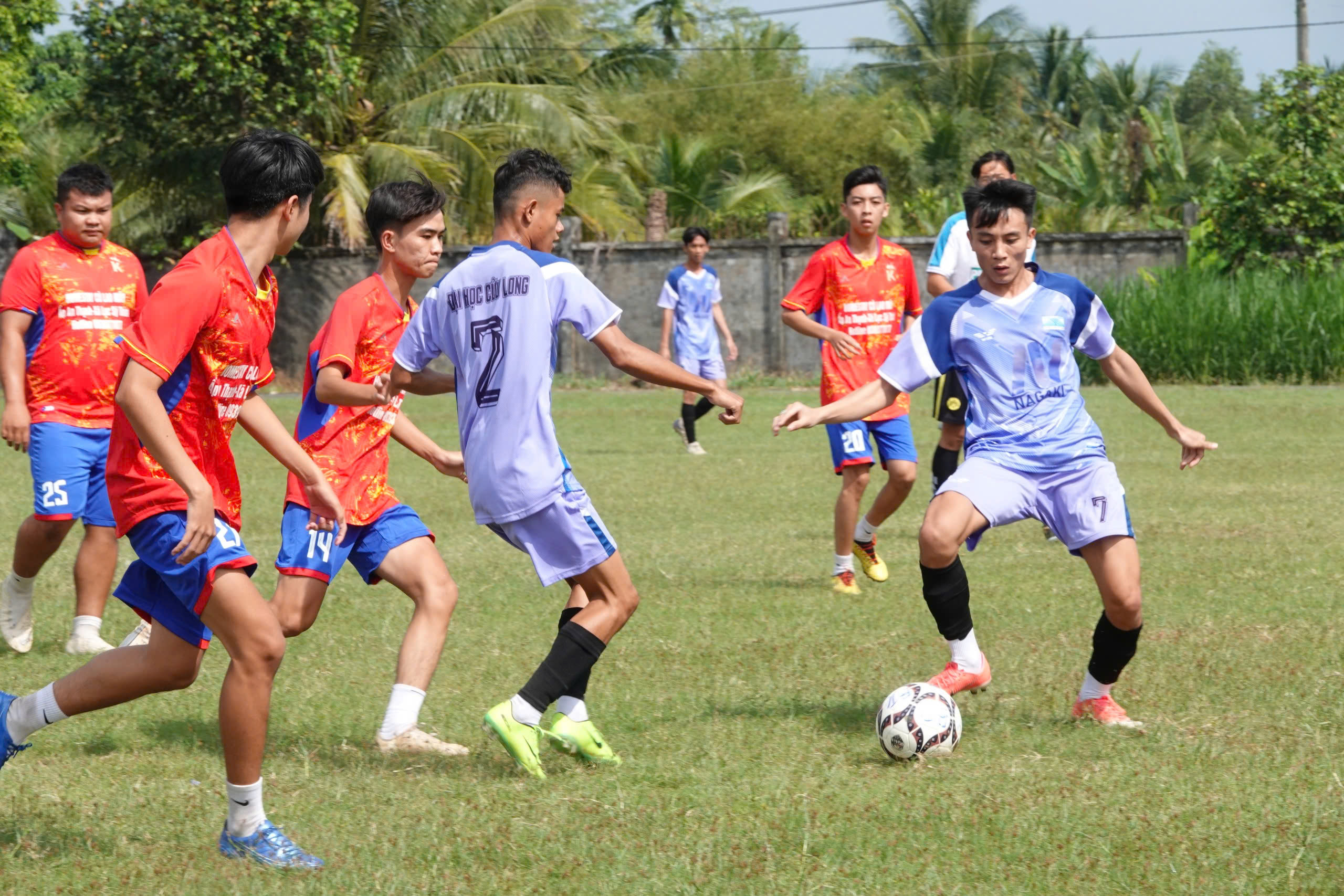 Dong Thap University - Cuu Long University: Opening the race to win the golden ticket - Photo 2.