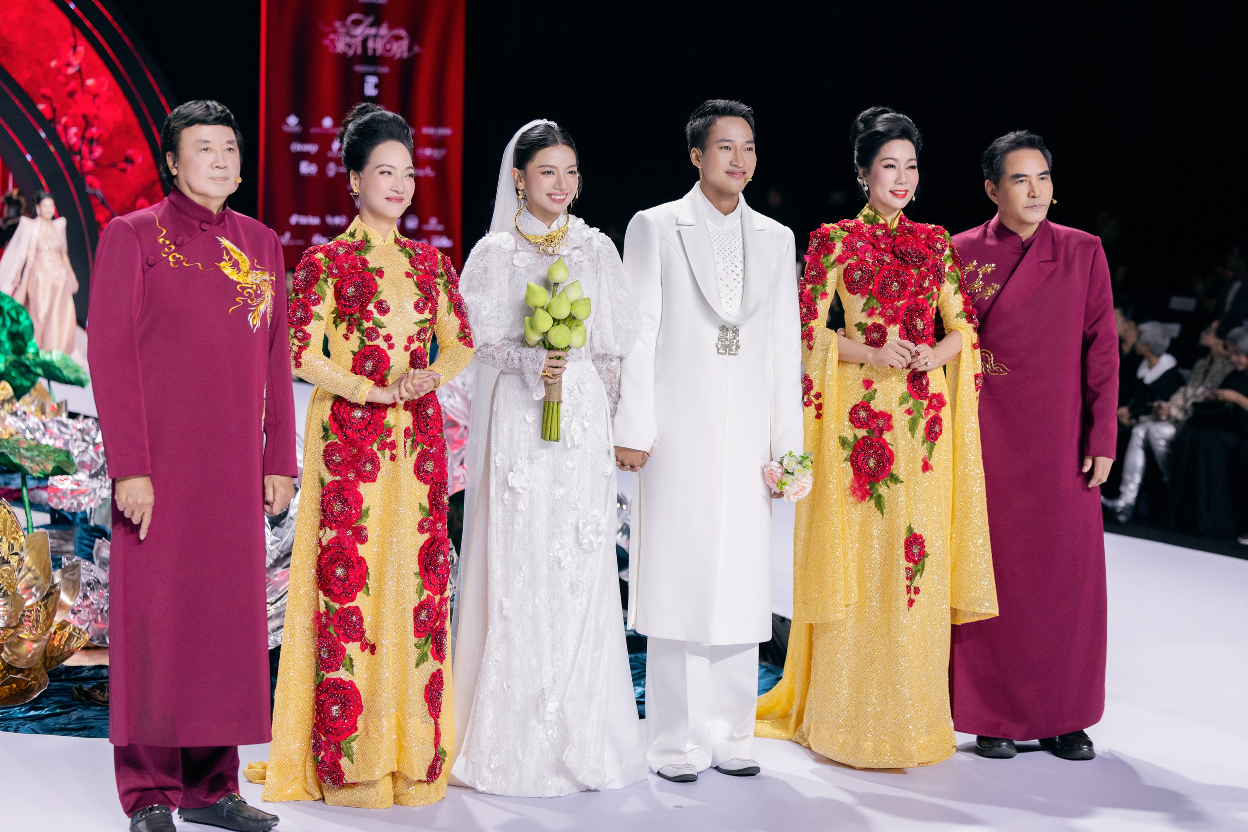 NSƯT Bảo Quốc bất ngờ diễn thời trang ở tuổi 76 - Ảnh 2.