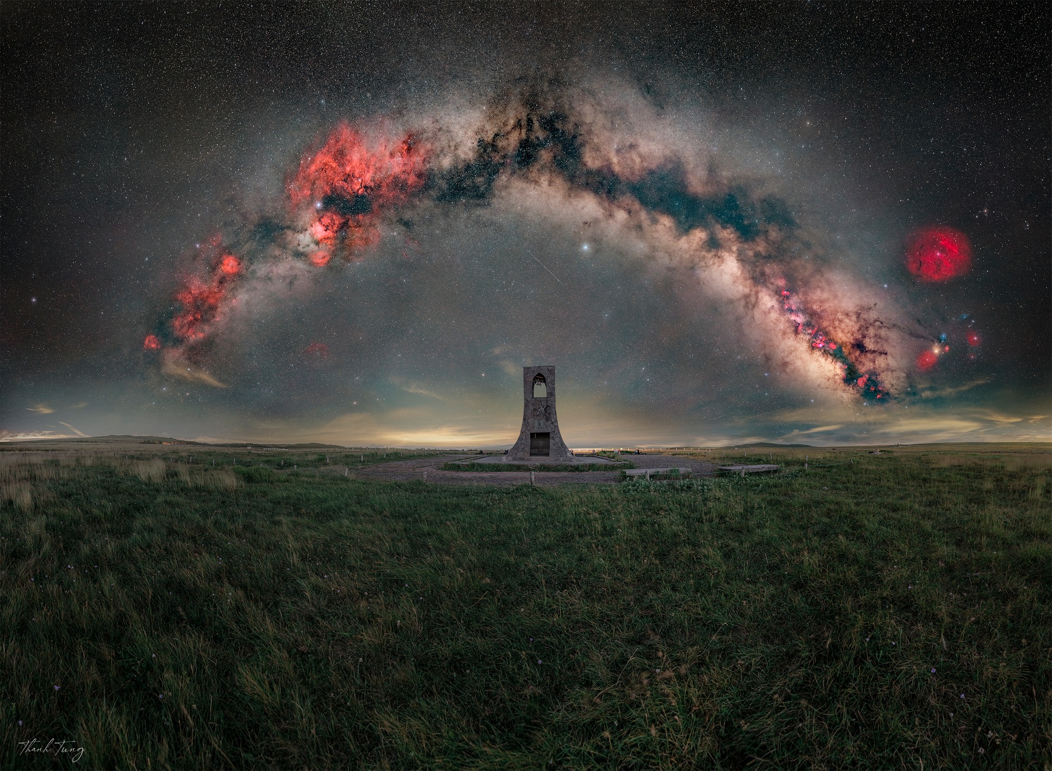 Tối nay, ngắm mưa sao băng từ sao chổi cổ đại 'đổ xuống' bầu trời Việt Nam - Ảnh 2.