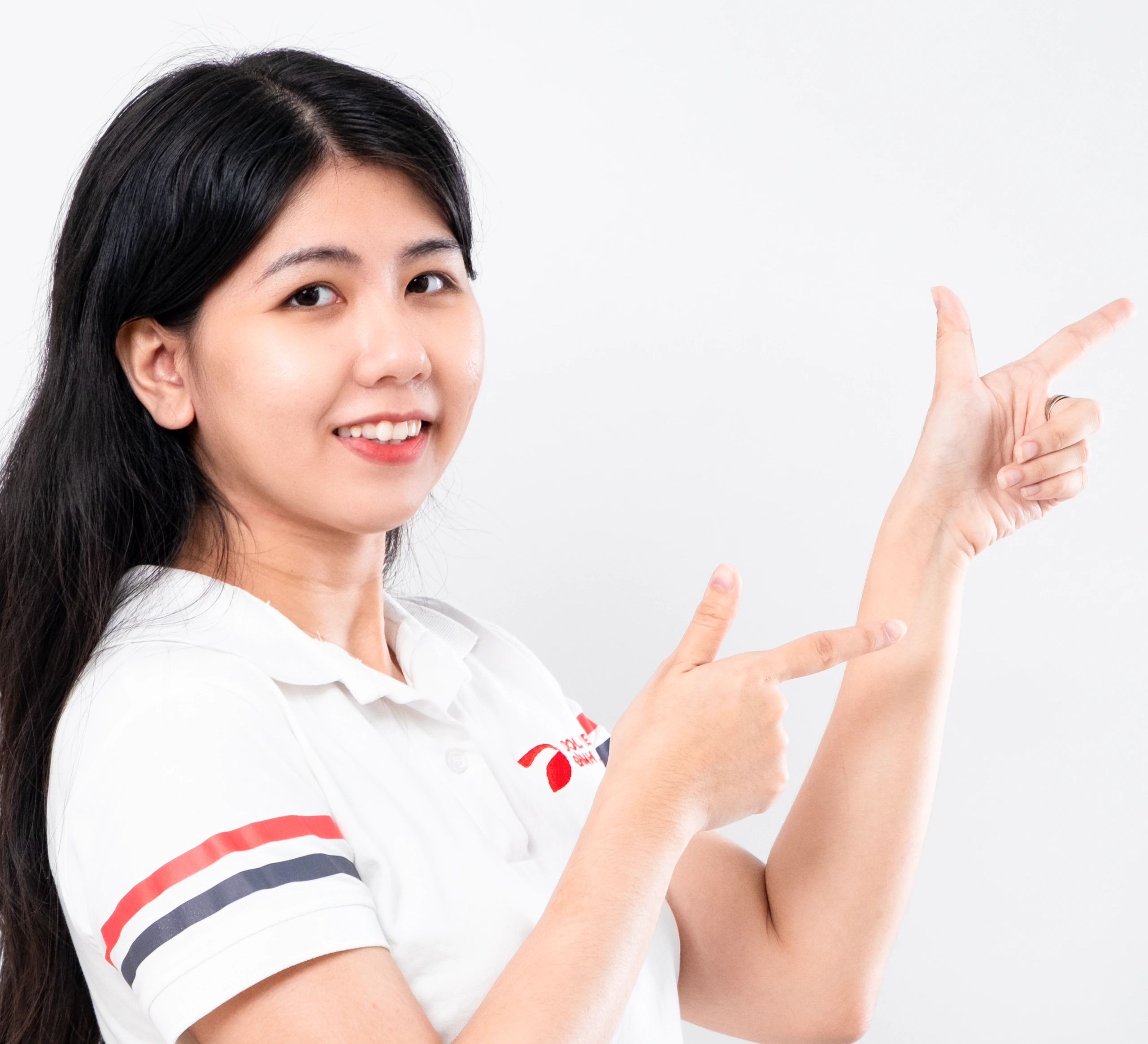 Giáo viên dạy, học ra sao để đón đầu xu thế dạy bằng tiếng Anh? - Ảnh 2.