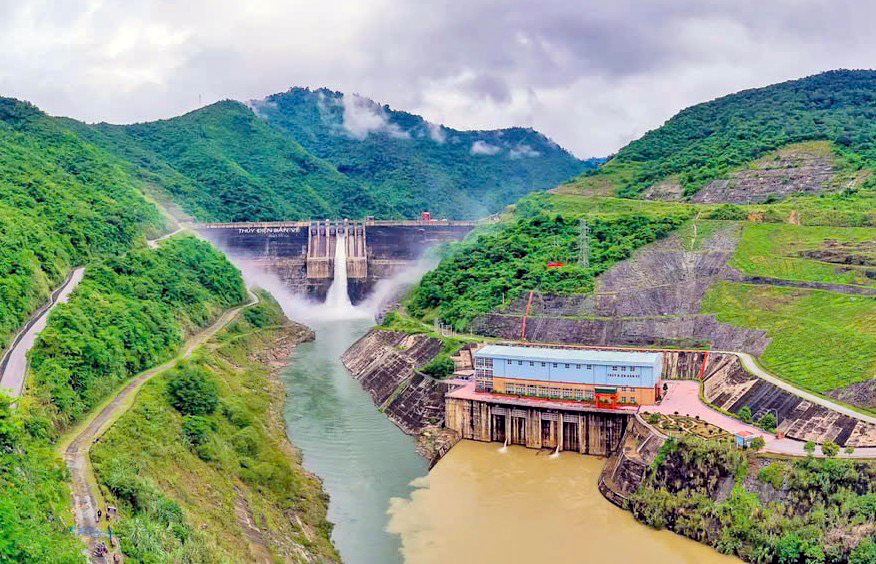 EVNGENCO1 quyết tâm hoàn thành toàn diện mục tiêu năm 2025 - Ảnh 1. EVNGENCO1 quyết tâm hoàn thành toàn diện mục tiêu năm 2025 - Ảnh 1.