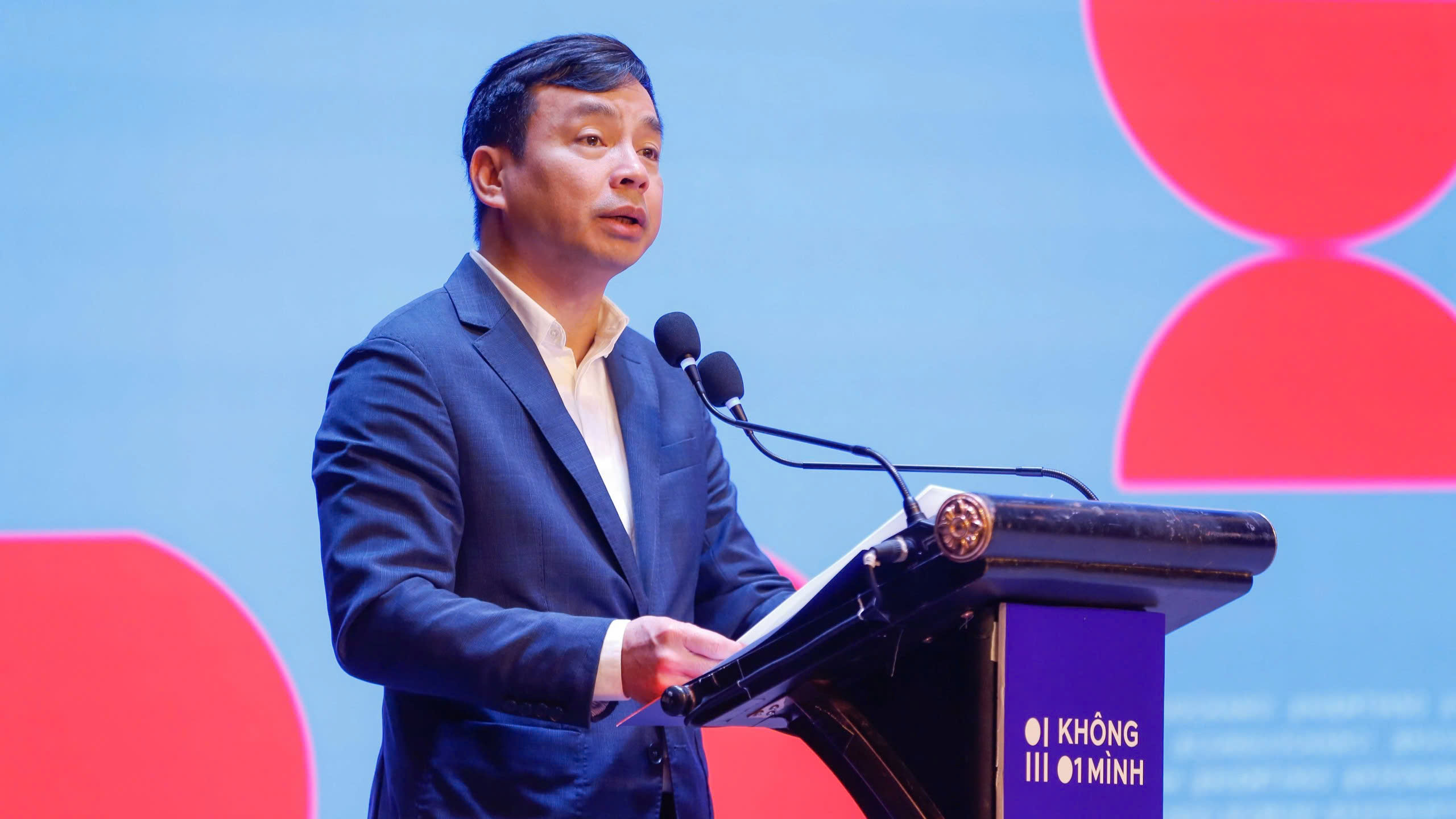 Khởi động chiến dịch 'Không một mình' bảo vệ trẻ em khỏi bắt cóc 'online'- Ảnh 1. Khởi động chiến dịch 'Không một mình' bảo vệ trẻ em khỏi bắt cóc 'online'- Ảnh 1.