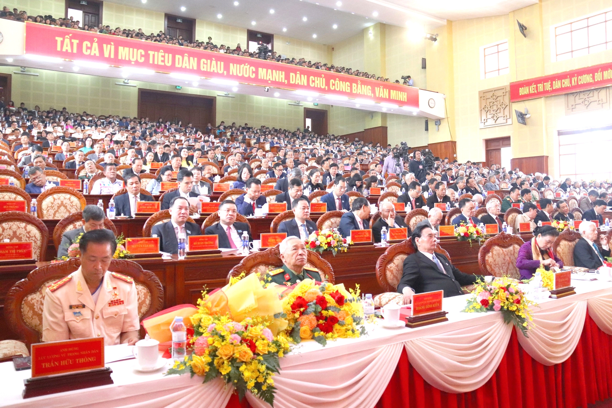 Đại hội Đảng bộ Lâm Đồng: Đặt nền tảng cho cực tăng trưởng mới của Việt Nam - Ảnh 2.