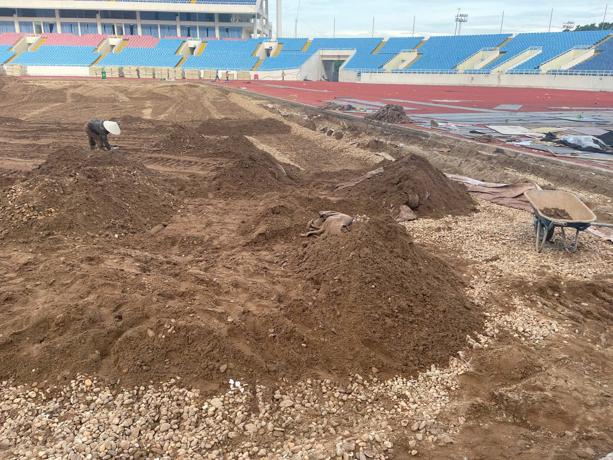 Sân Mỹ Đình nhận câu hỏi nóng, Cục TDTT Việt Nam trả lời thế nào?