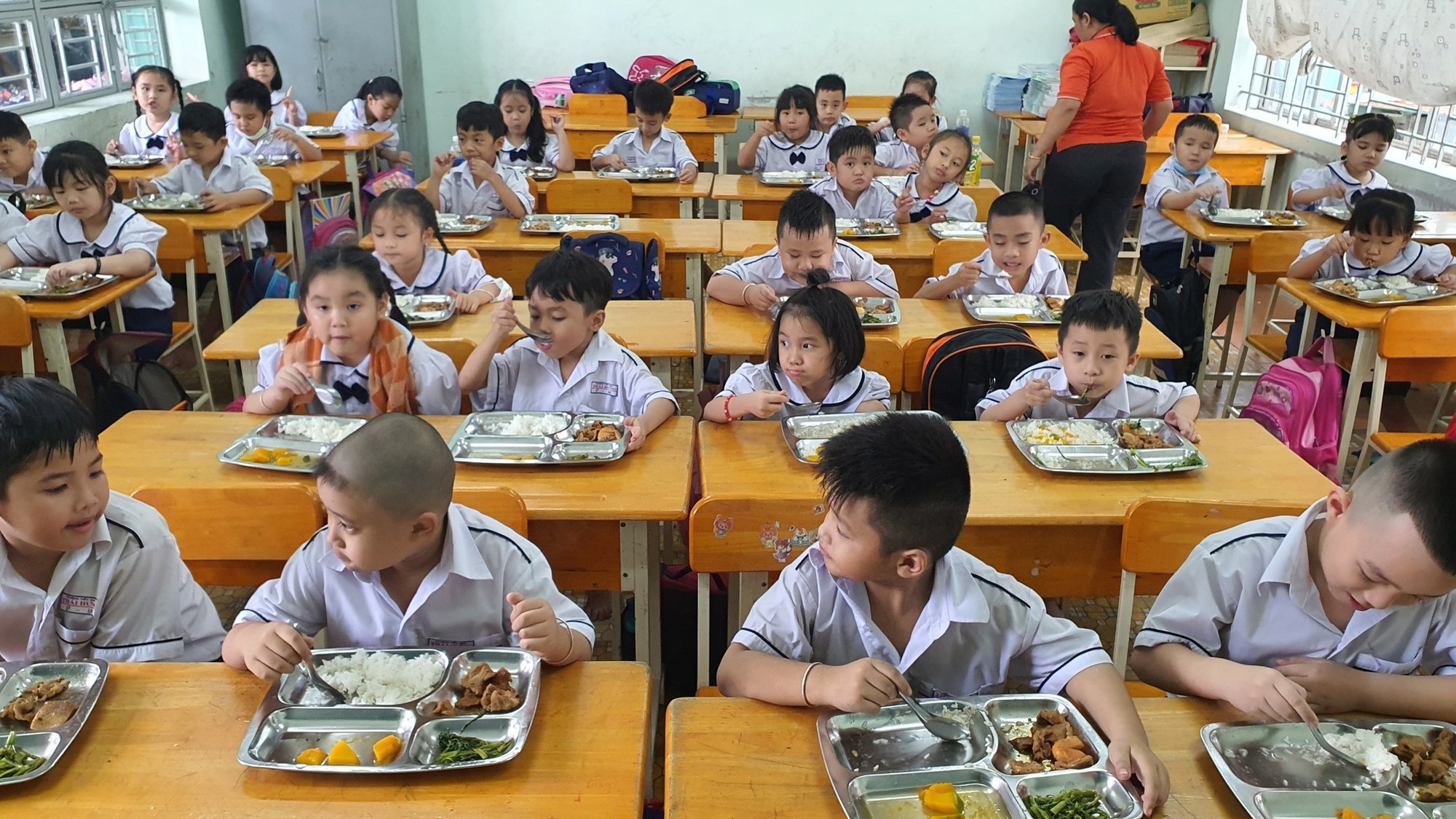 Xây dựng Việt Nam hạnh phúc với chính sách an sinh xã hội đột phá năm 2025 - Ảnh 2. Xây dựng Việt Nam hạnh phúc với chính sách an sinh xã hội đột phá năm 2025 - Ảnh 2.