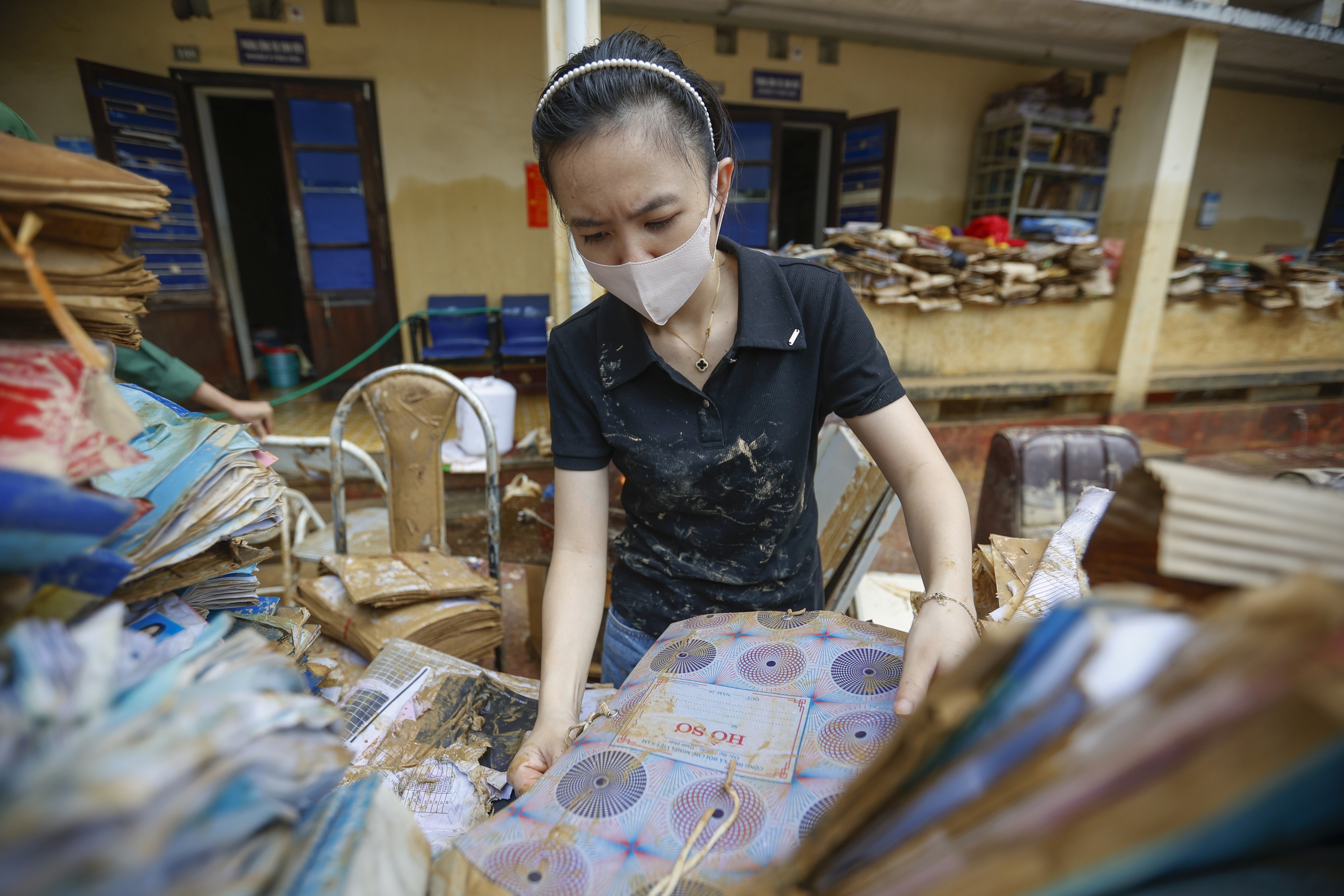 Hình ảnh Trường ĐH Sư phạm Thái Nguyên ngổn ngang sau lũ lịch sử- Ảnh 15. Hình ảnh Trường ĐH Sư phạm Thái Nguyên ngổn ngang sau lũ lịch sử- Ảnh 15.