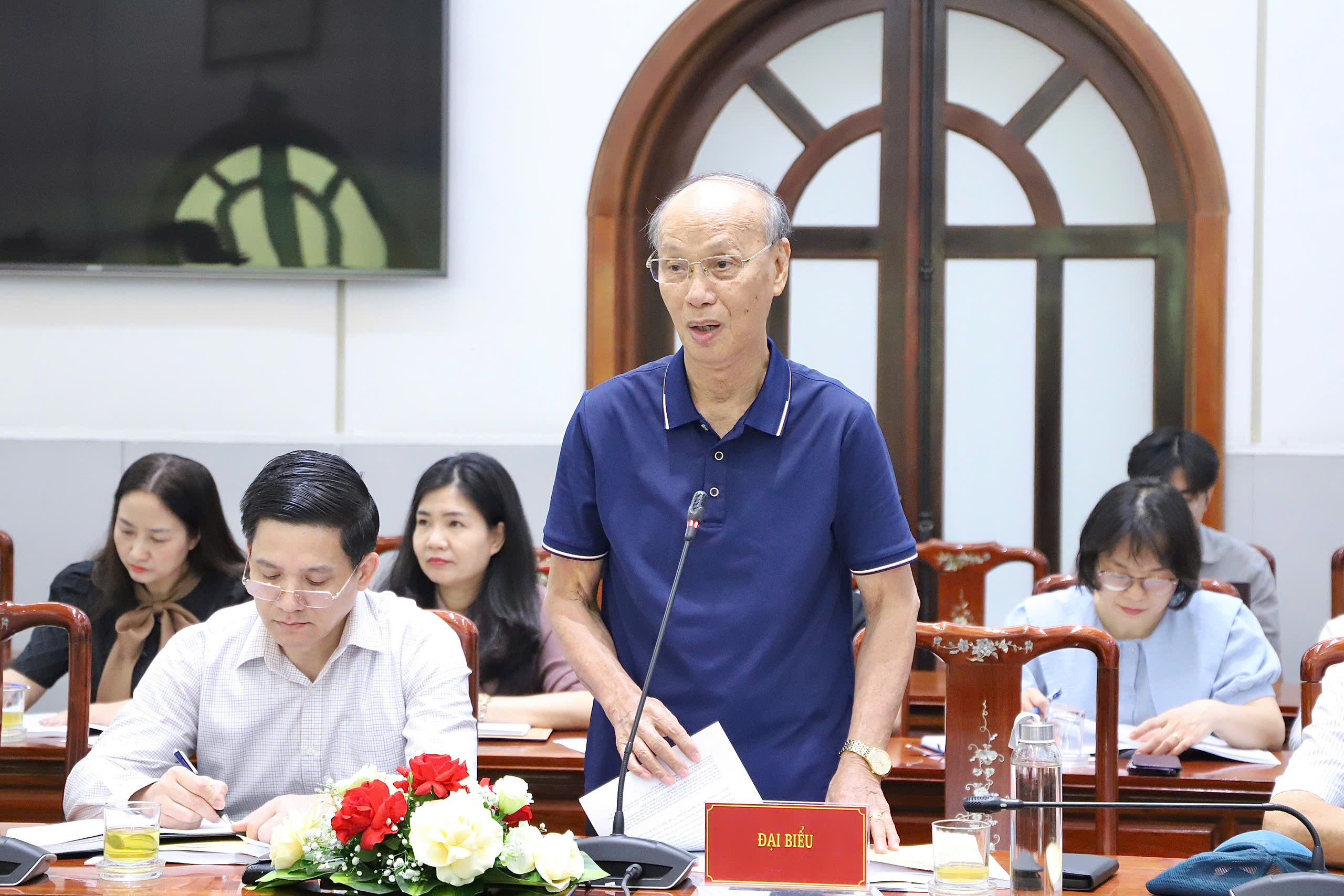 'Xây dựng chính sách nhìn chung là tốt, nhưng thực hiện vẫn trục trặc' - Ảnh 2.