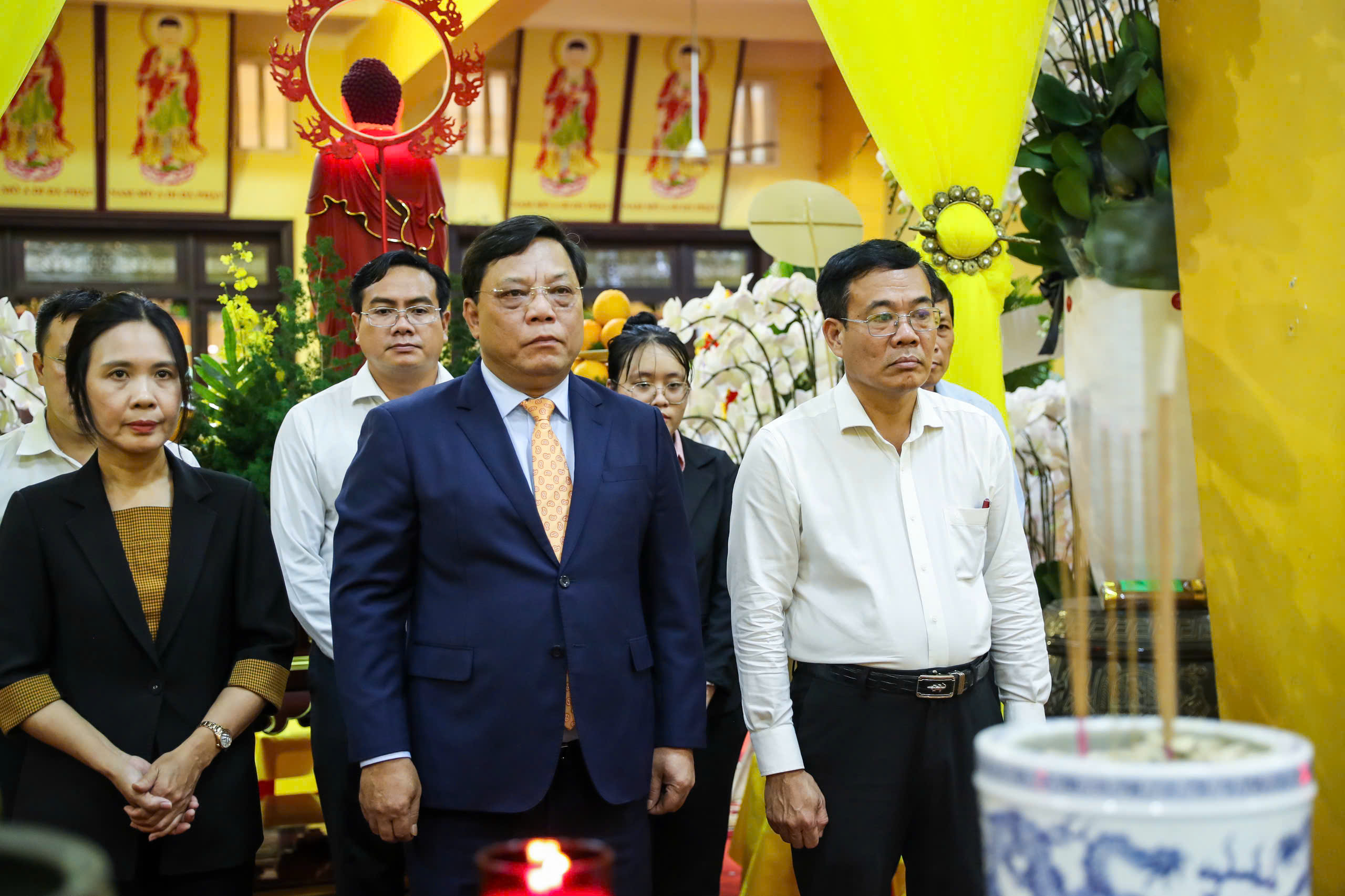 Lãnh đạo Đảng, Nhà nước, MTTQ Việt Nam viếng tang trưởng lão hòa thượng Thích Trí Tịnh- Ảnh 7. Lãnh đạo Đảng, Nhà nước, MTTQ Việt Nam viếng tang trưởng lão hòa thượng Thích Trí Tịnh- Ảnh 7.