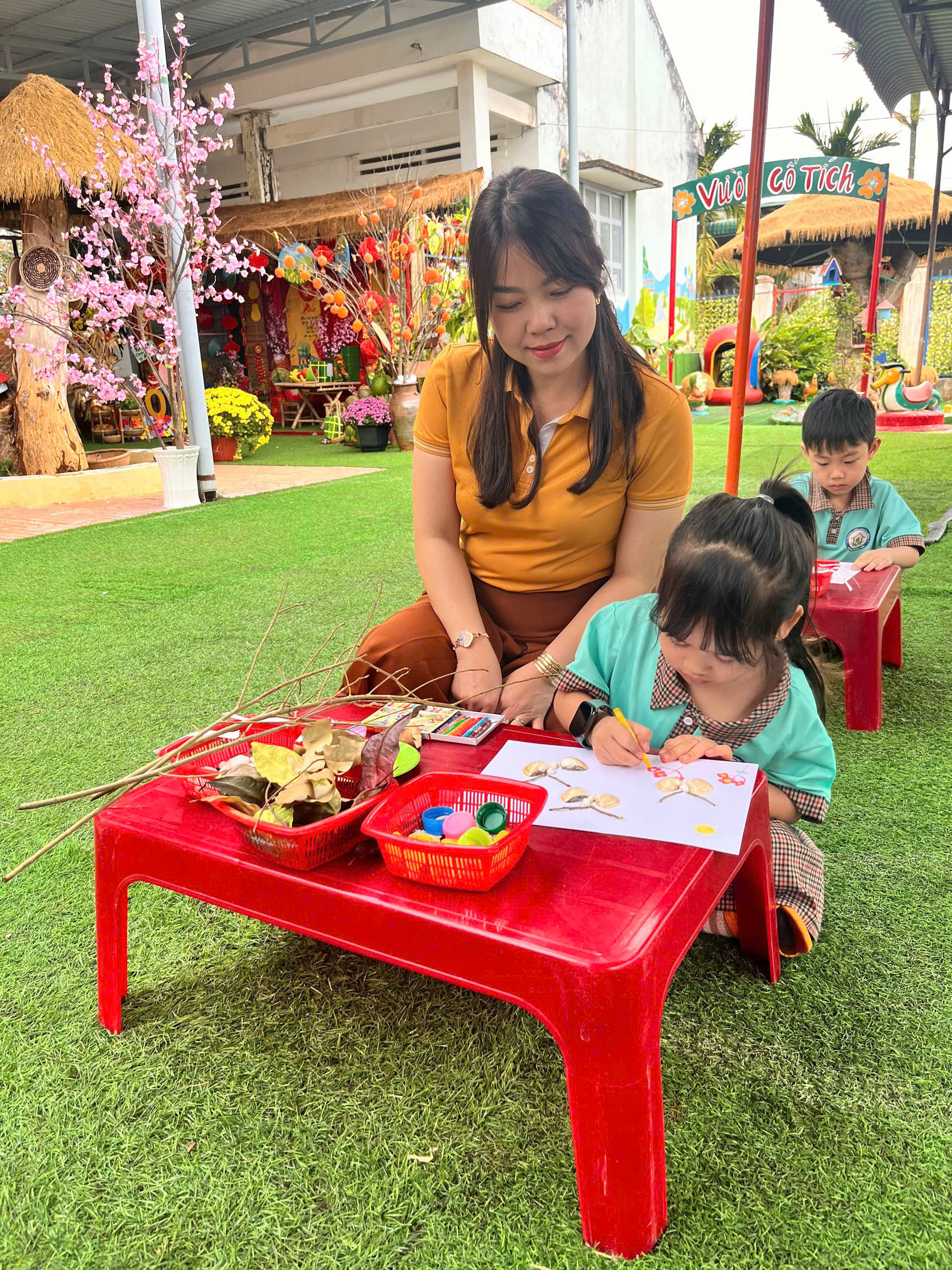 Dạy học ở miền núi, thách thức cao như… núi- Ảnh 8.