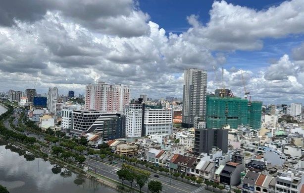 Siết vay mua nhà thứ hai: Phanh đừng để thị trường nhà đất ‘tắt máy’- Ảnh 2.