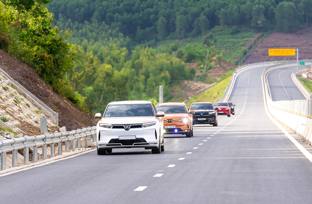 Bùng nổ nhu cầu mua xe điện giữa cuộc khủng hoảng nhiên liệu toàn cầu- Ảnh 2. Bùng nổ nhu cầu mua xe điện giữa cuộc khủng hoảng nhiên liệu toàn cầu- Ảnh 2.