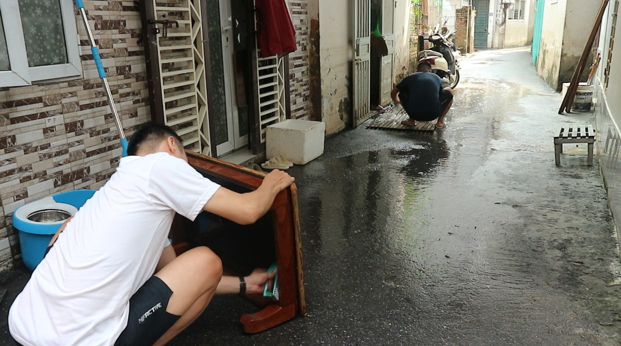 Nỗi ám ảnh của hàng trăm hộ dân ở ngôi làng 'rốn ngập Hà Nội' - Ảnh 8.