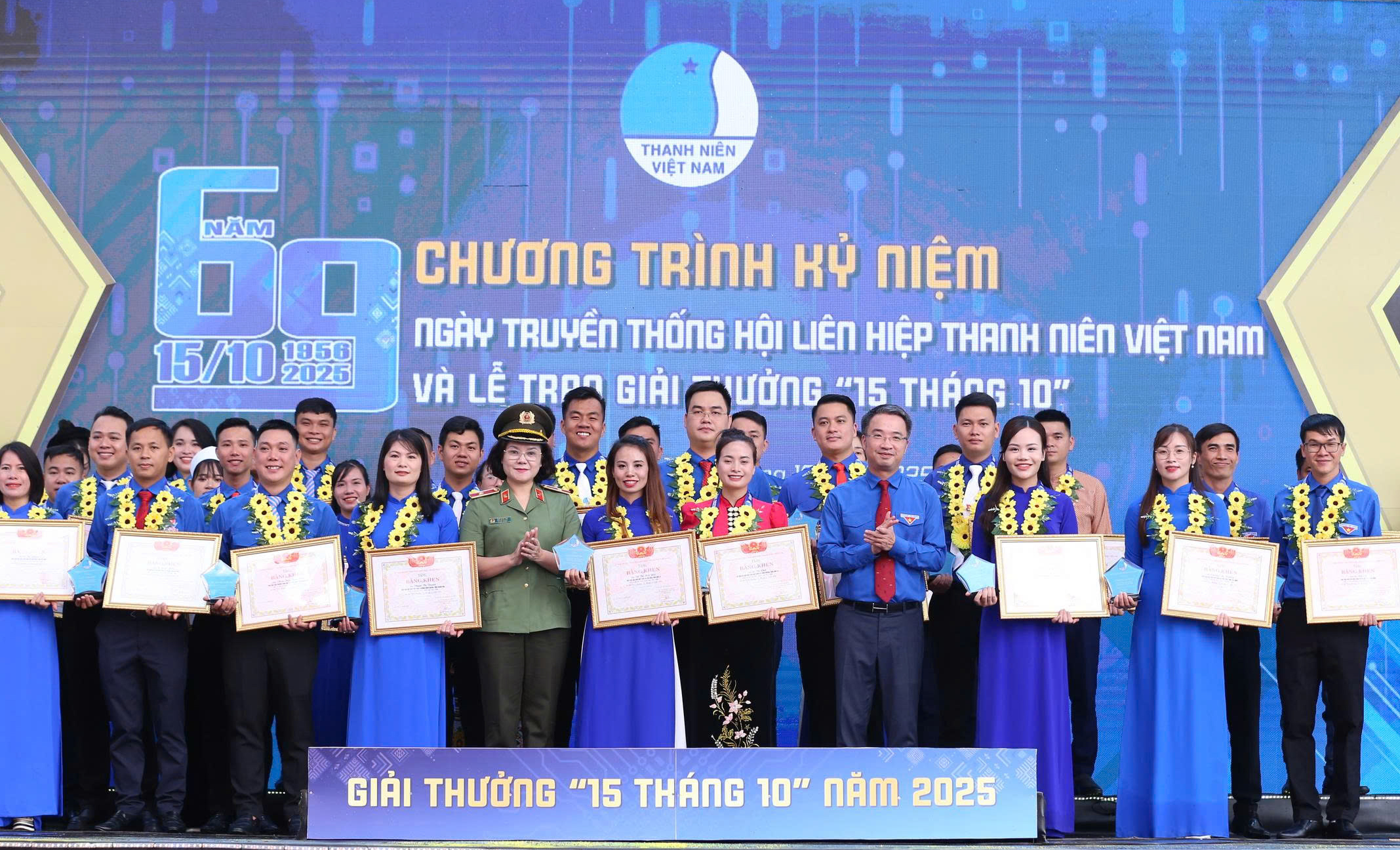 Sức mạnh kết nối của Hội Liên hiệp thanh niên Việt Nam với giới trẻ hiện đại - Ảnh 4. Sức mạnh kết nối của Hội Liên hiệp thanh niên Việt Nam với giới trẻ hiện đại - Ảnh 4.