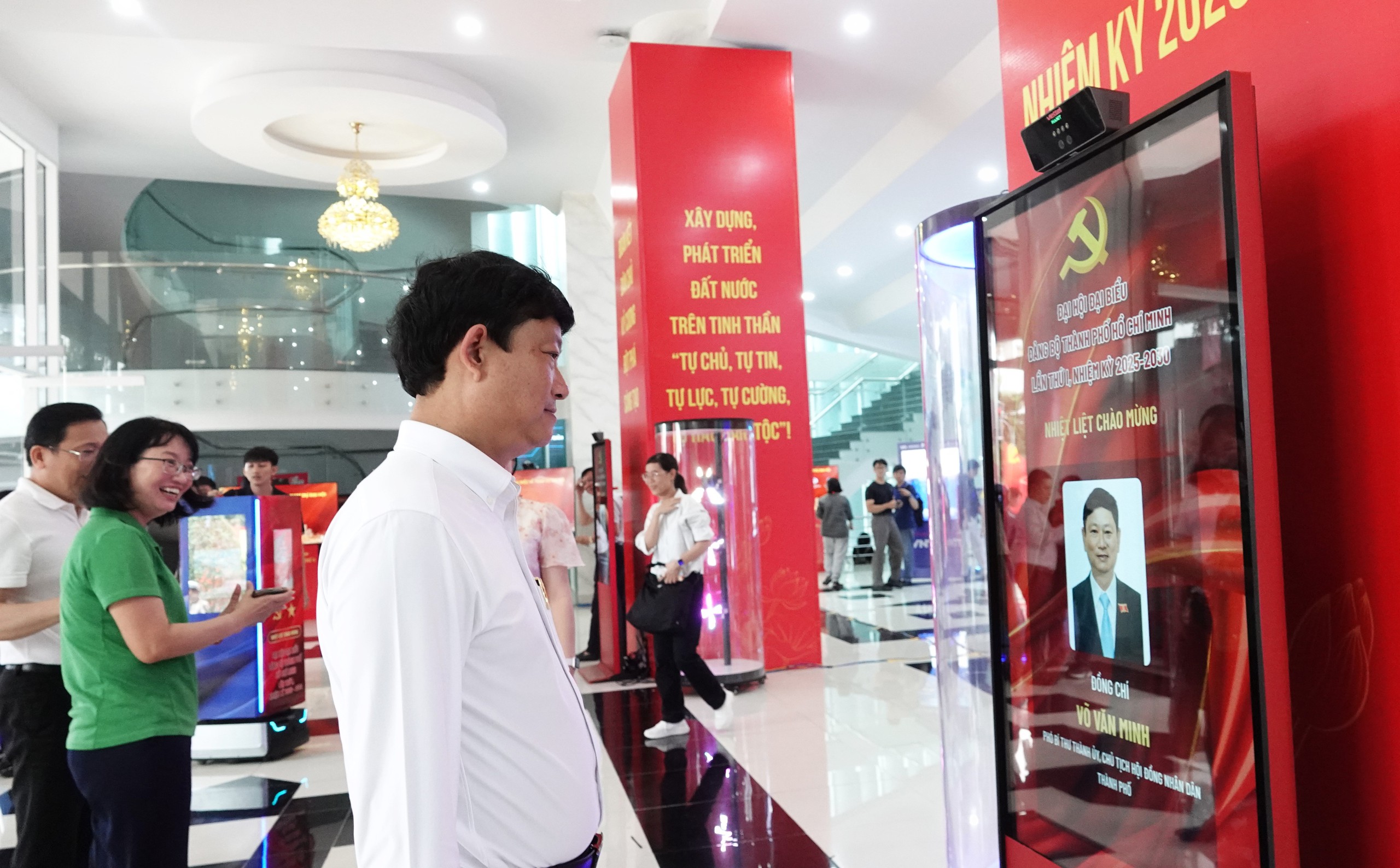 3 phó bí thư Thành ủy TP.HCM kiểm tra công tác chuẩn bị đại hội- Ảnh 14.