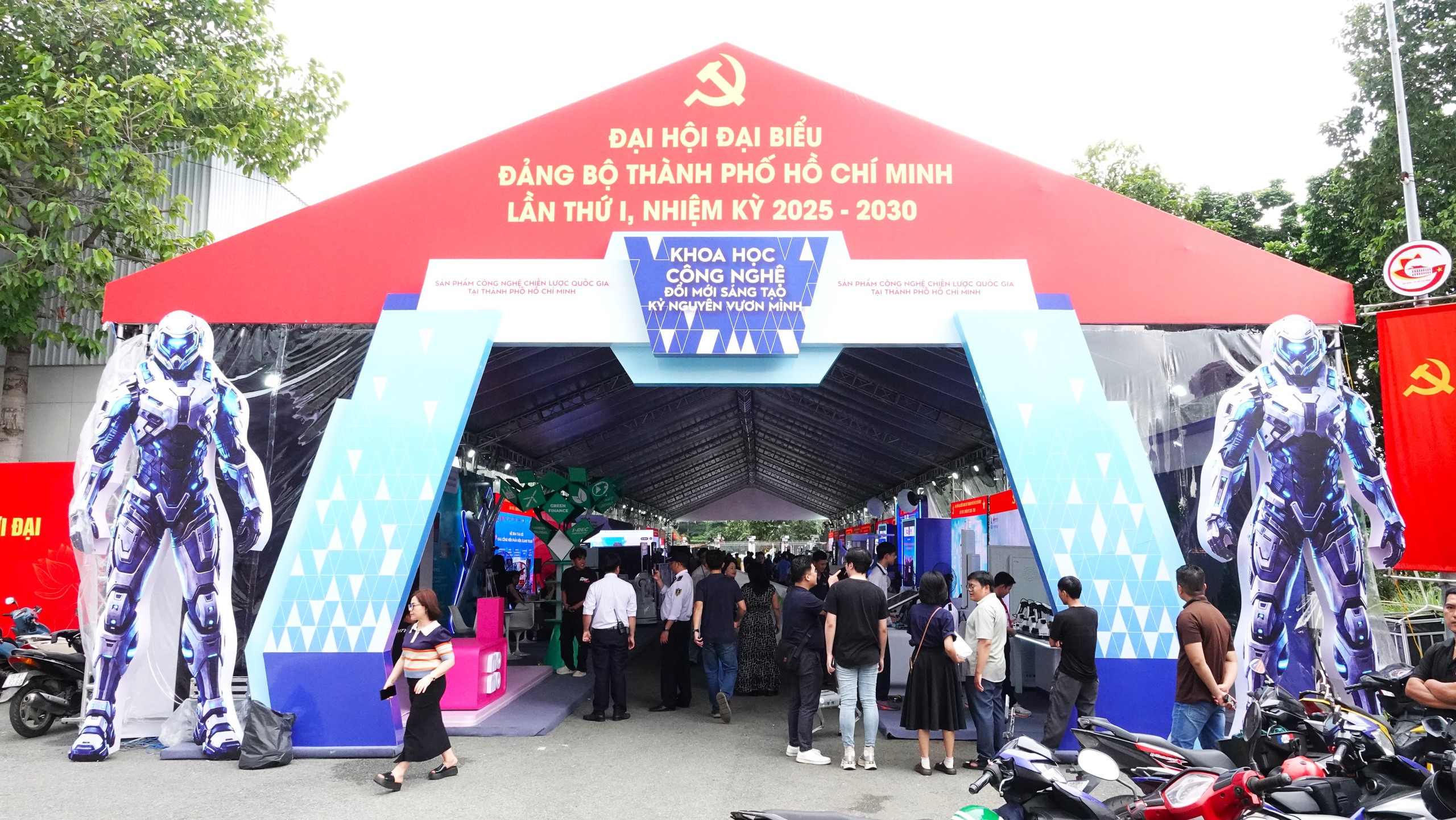 3 phó bí thư Thành ủy TP.HCM kiểm tra công tác chuẩn bị đại hội- Ảnh 10.