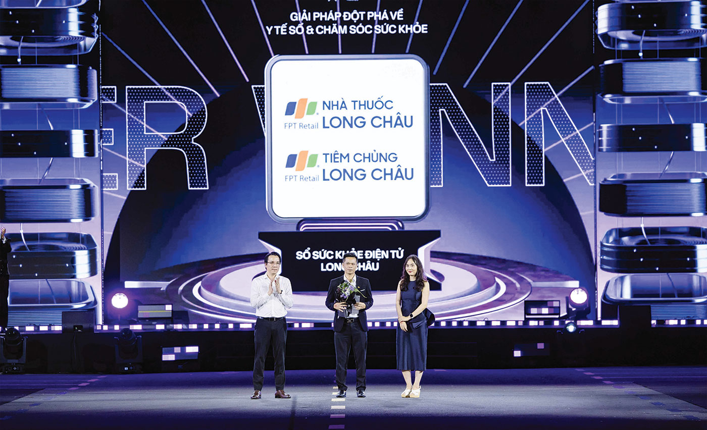 Long Châu thắng giải ‘Giải pháp đột phá về y tế số và chăm sóc sức khỏe’ tại Better Choice Awards 2025- Ảnh 1.
