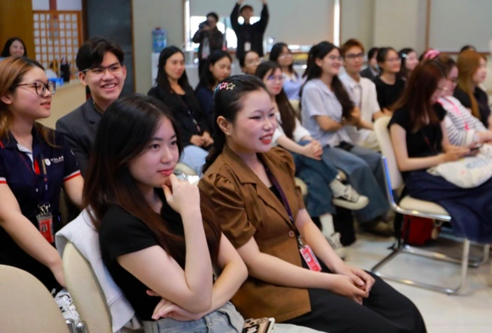 Trường ĐH nào có quy mô đào tạo lớn nhất TP.HCM? - Ảnh 1.