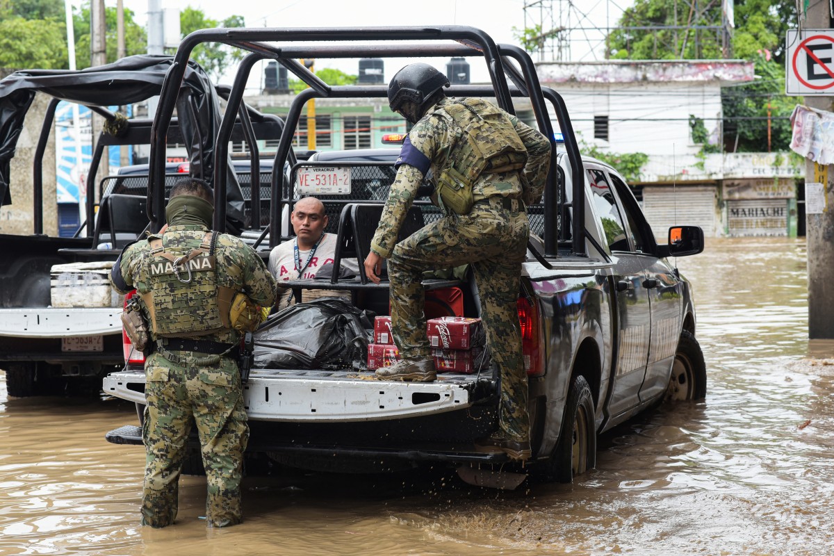 Ít nhất 37 người chết do lũ tại Mexico - Ảnh 4.