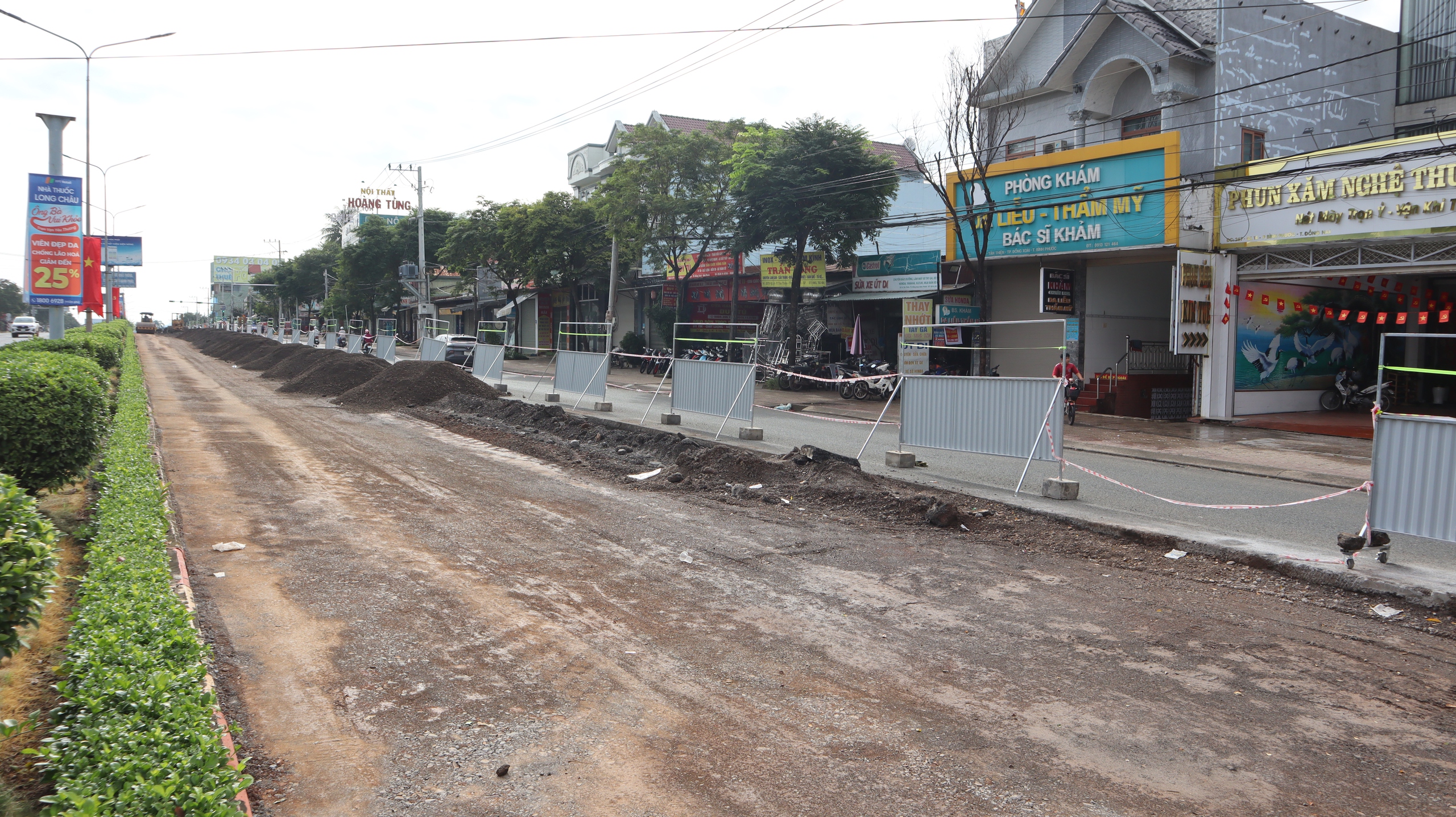 Quốc lộ 14 ở Đồng Nai vá mãi vẫn hư, như 'giăng bẫy' người đi đường- Ảnh 9.