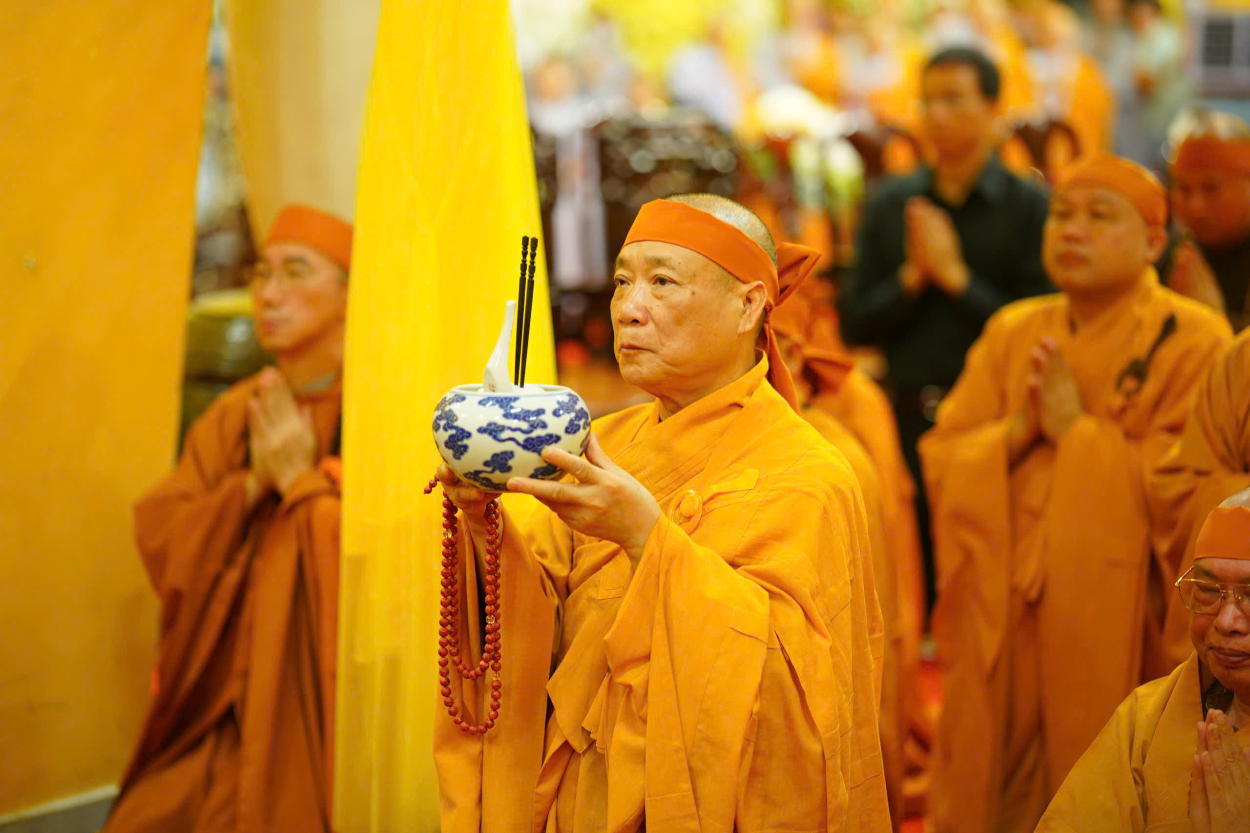 GHPGVN tiễn đưa kim quan trưởng lão hòa thượng Thích Trí Tịnh rời chùa Vĩnh Nghiêm - Ảnh 5.