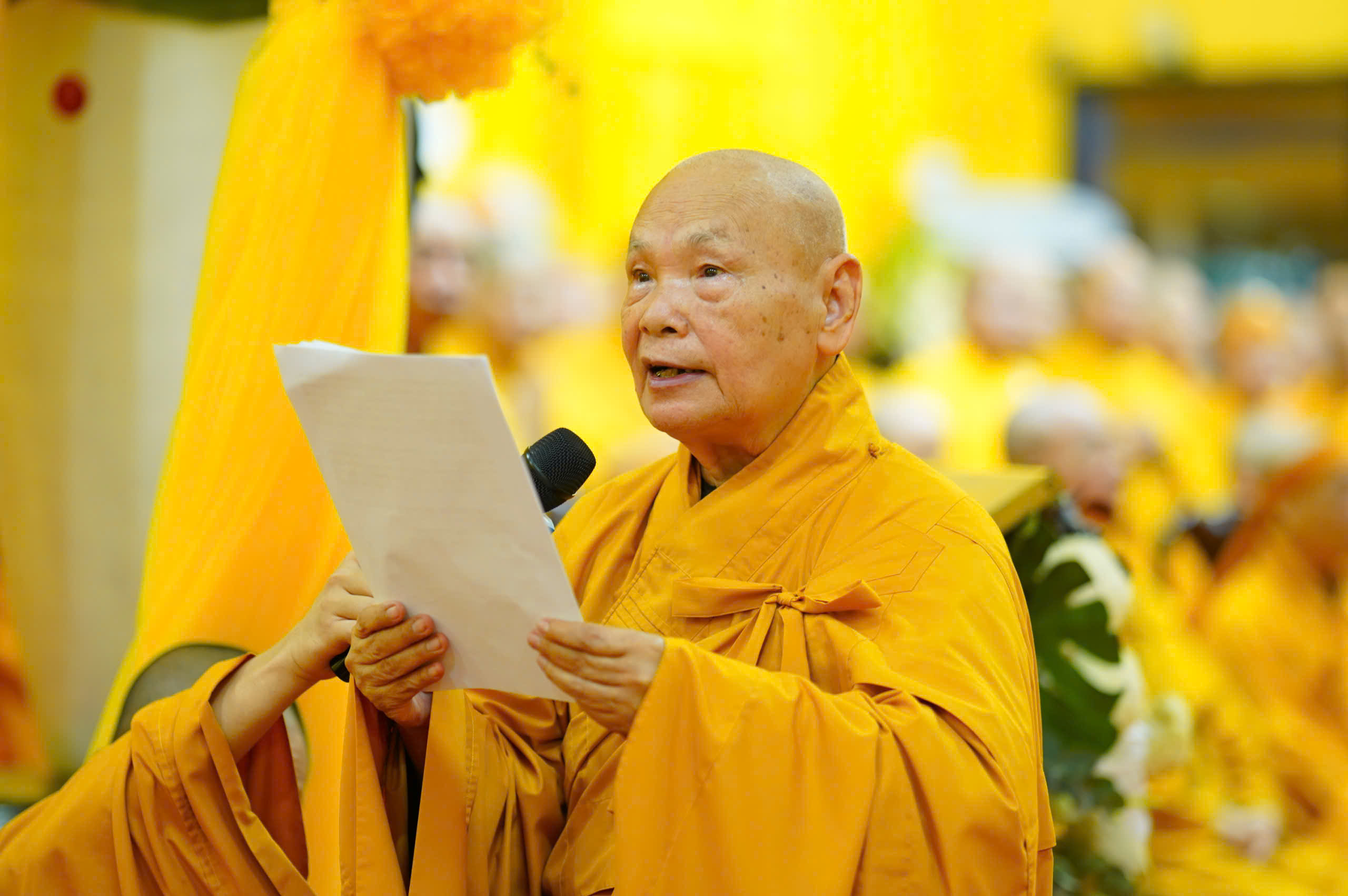 GHPGVN tiễn đưa kim quan trưởng lão hòa thượng Thích Trí Tịnh rời chùa Vĩnh Nghiêm - Ảnh 4.