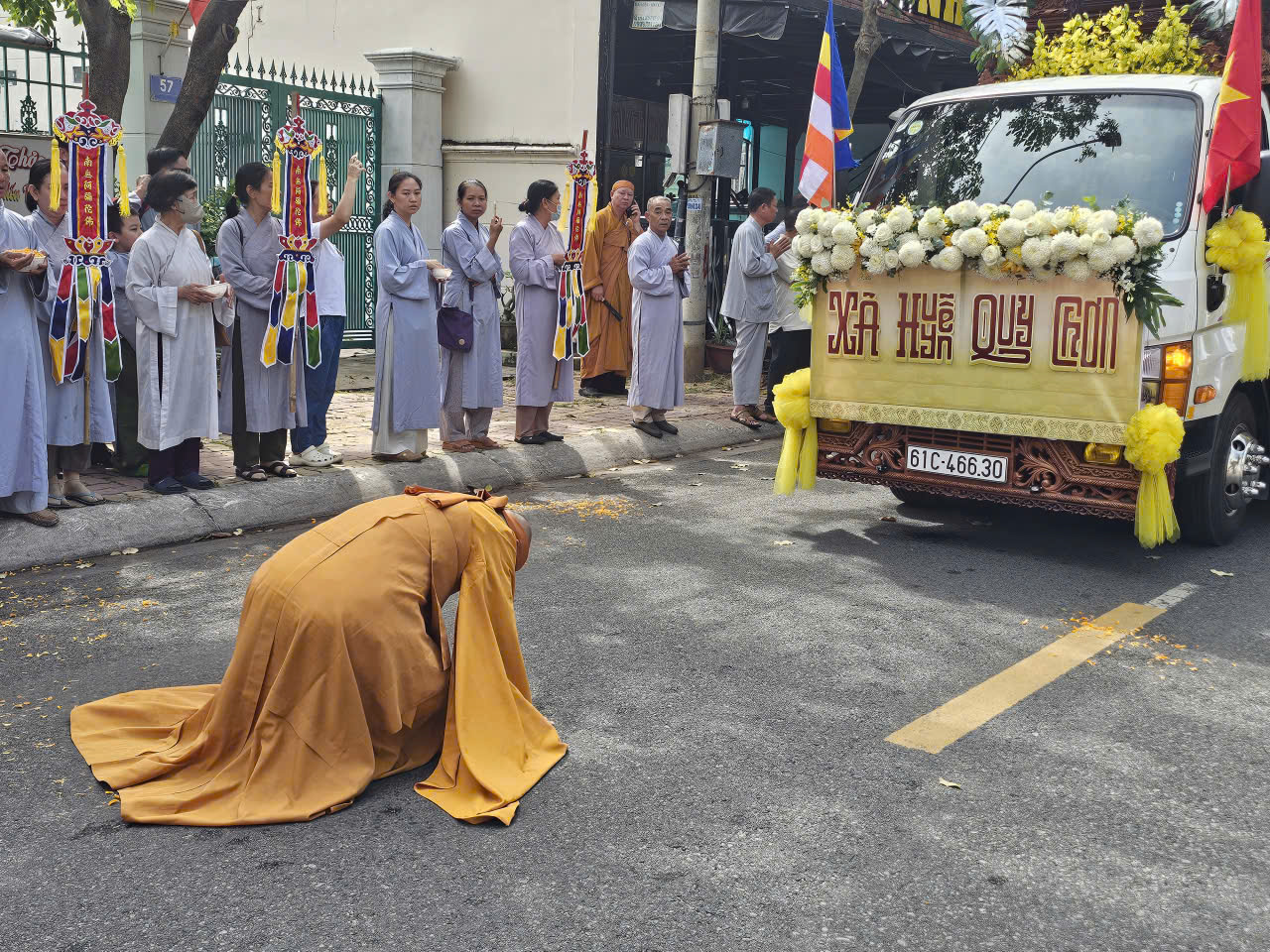 Kim quan trưởng lão hòa thượng Thích Trí Tịnh nhập tháp tại Vũng Tàu   - Ảnh 11.